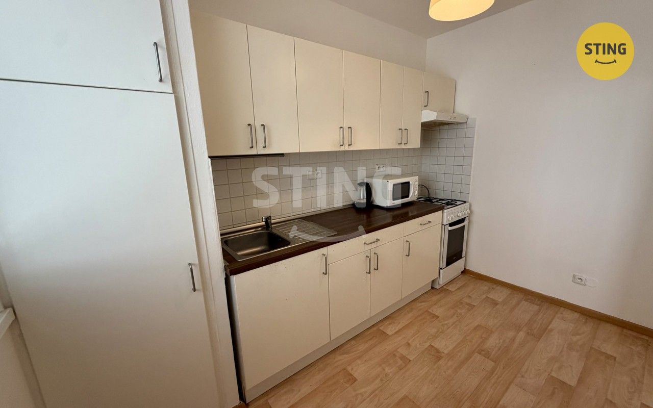Pronájem bytu 2+1 44 m² - foto 2