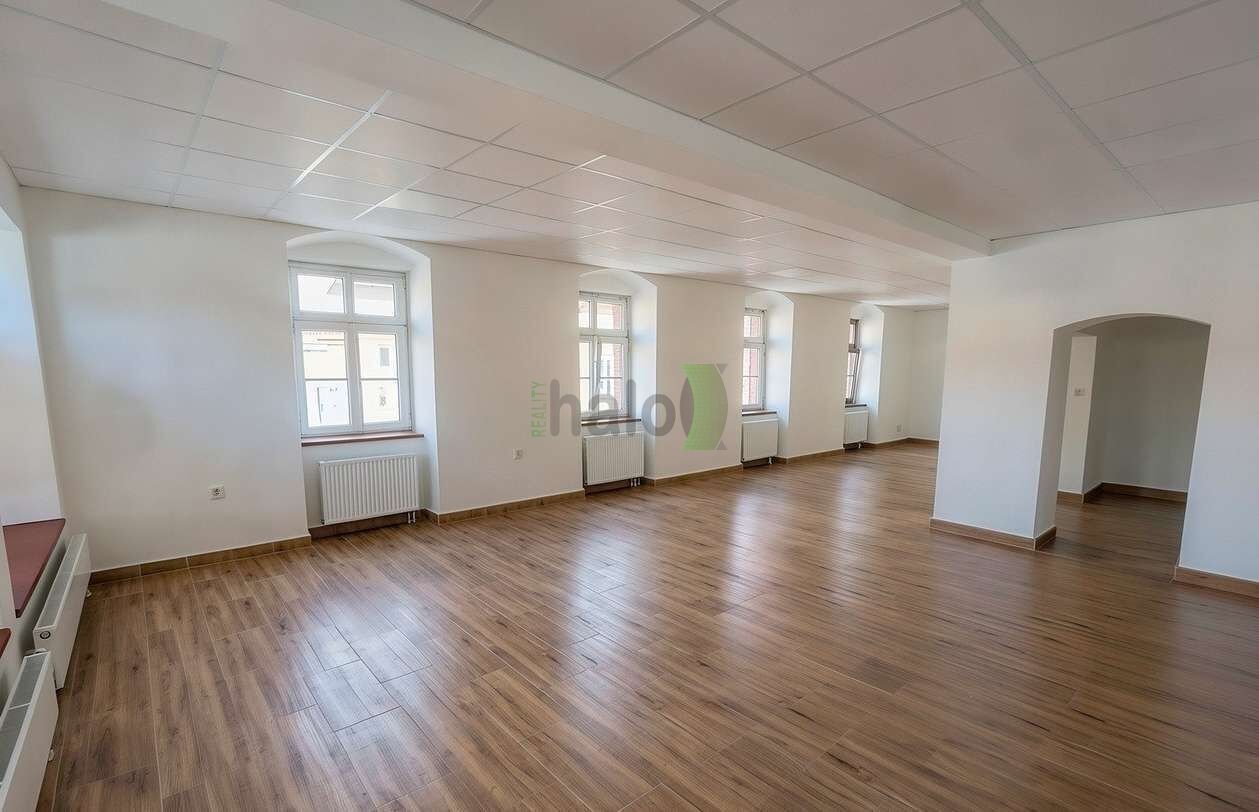 Pronájem komerčního prostoru 90 m² - foto 5
