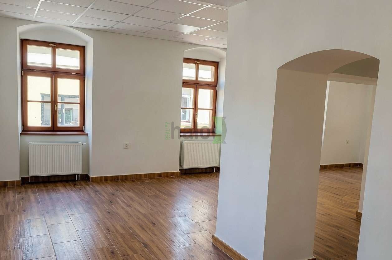 Pronájem komerčního prostoru 90 m² - foto 7