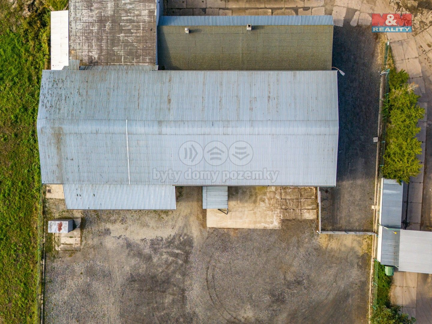 Prodej komerčního prostoru 660 m² - foto 4