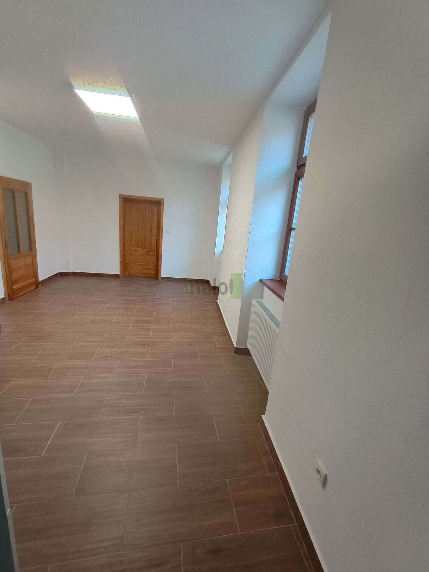 Pronájem bytu 3+kk 65 m² - foto 10