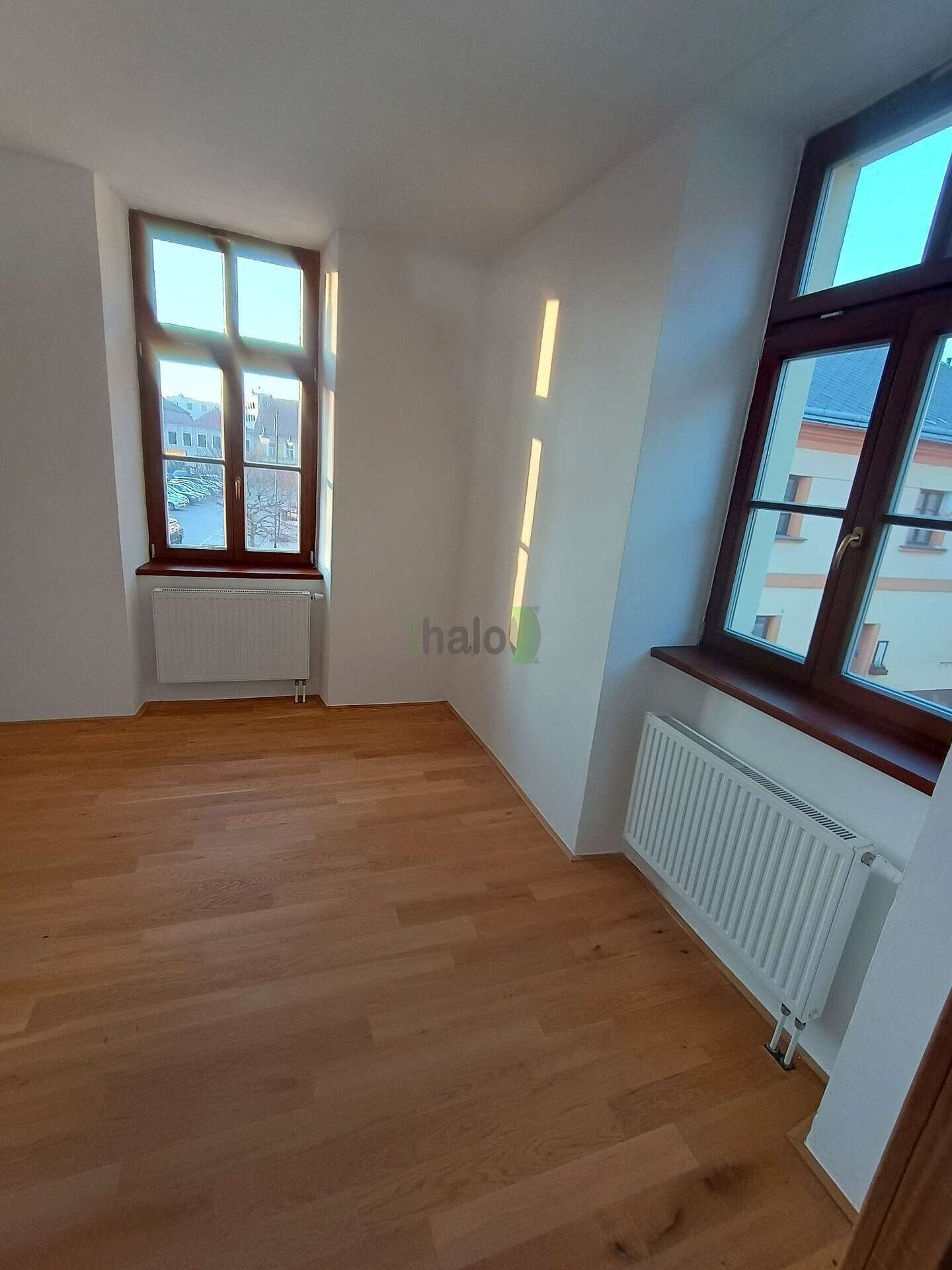 Pronájem bytu 3+kk 65 m² - foto 13