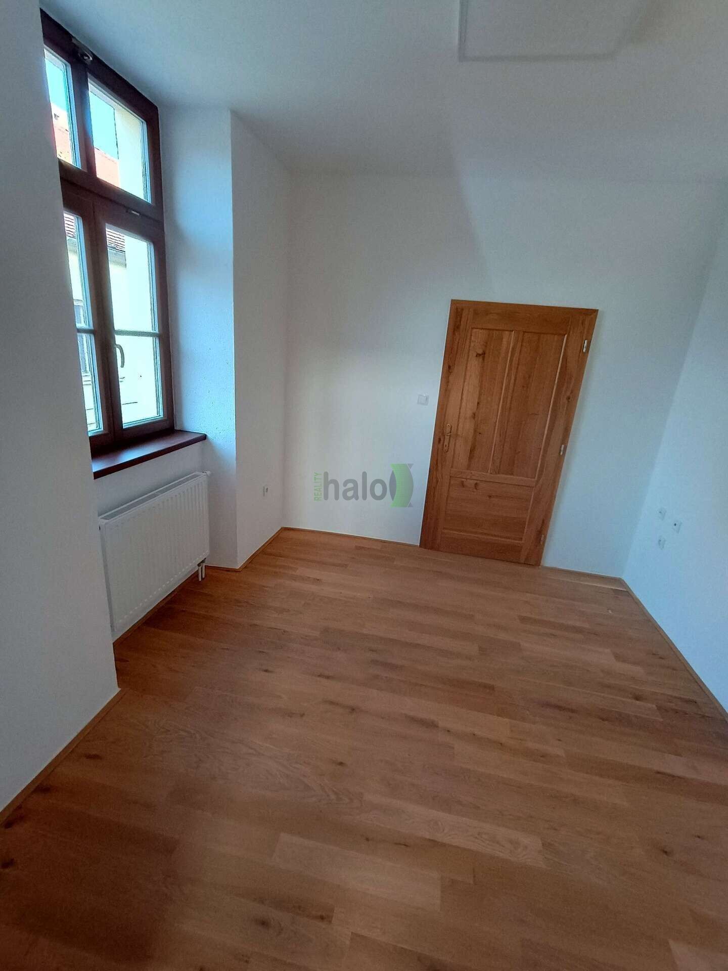 Pronájem bytu 3+kk 65 m² - foto 17