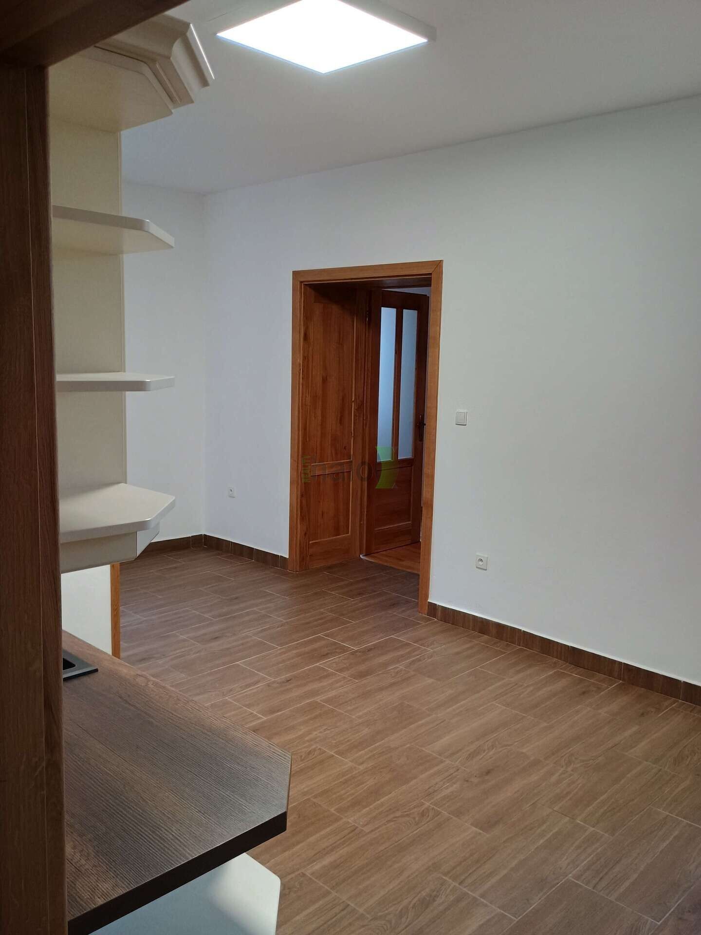 Pronájem bytu 3+kk 72 m² - foto 4