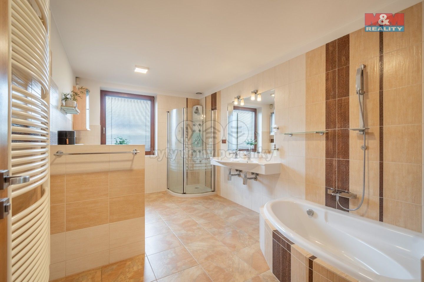 Prodej domu 196 m² - foto 16