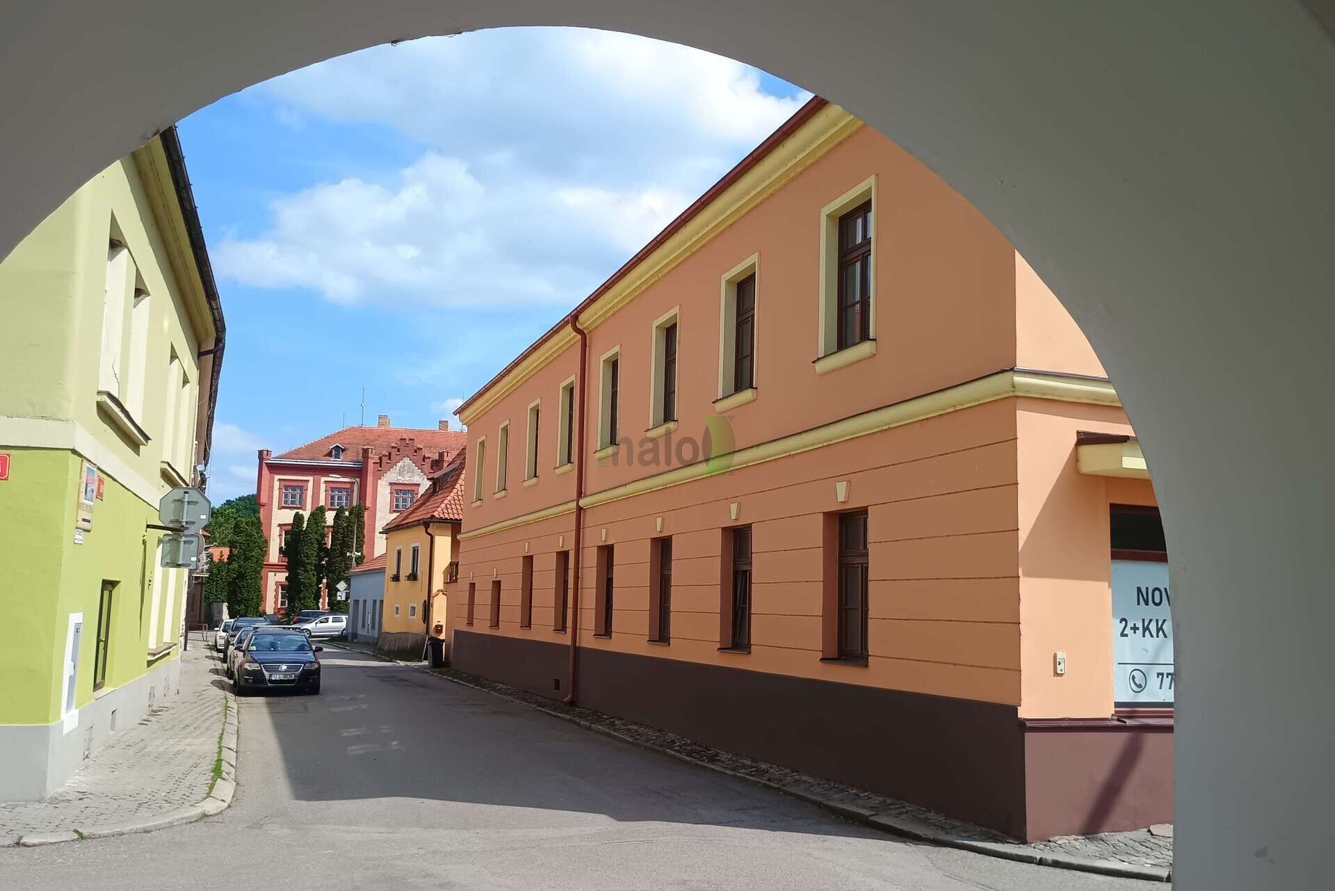 Pronájem bytu 3+kk 76 m² - foto 8