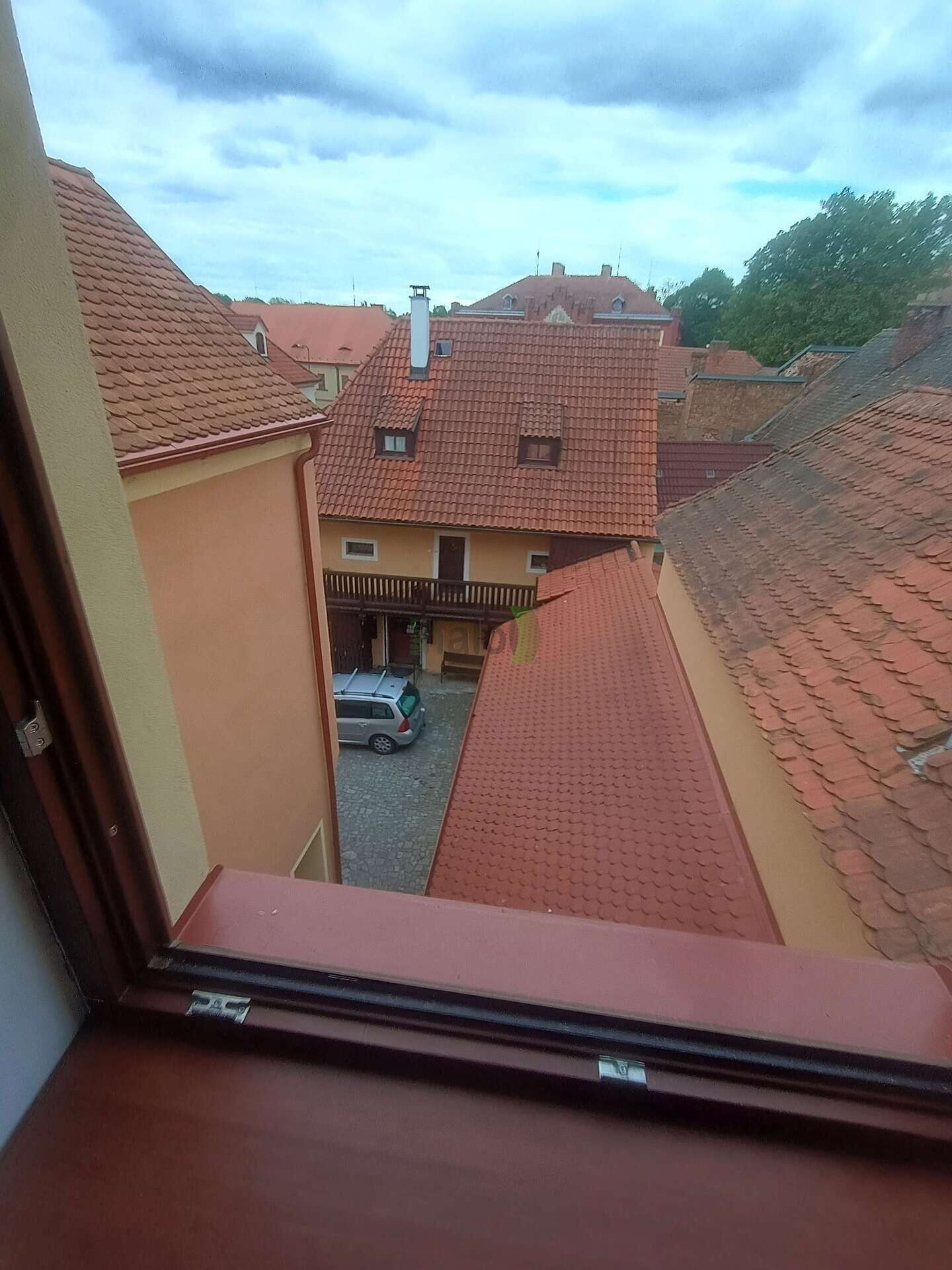 Pronájem bytu 3+kk 76 m² - foto 13