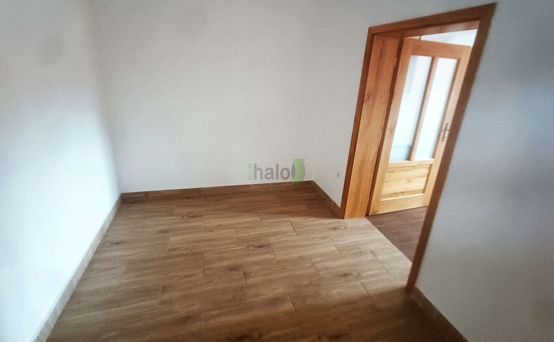 Pronájem bytu 3+kk 76 m² - foto 20
