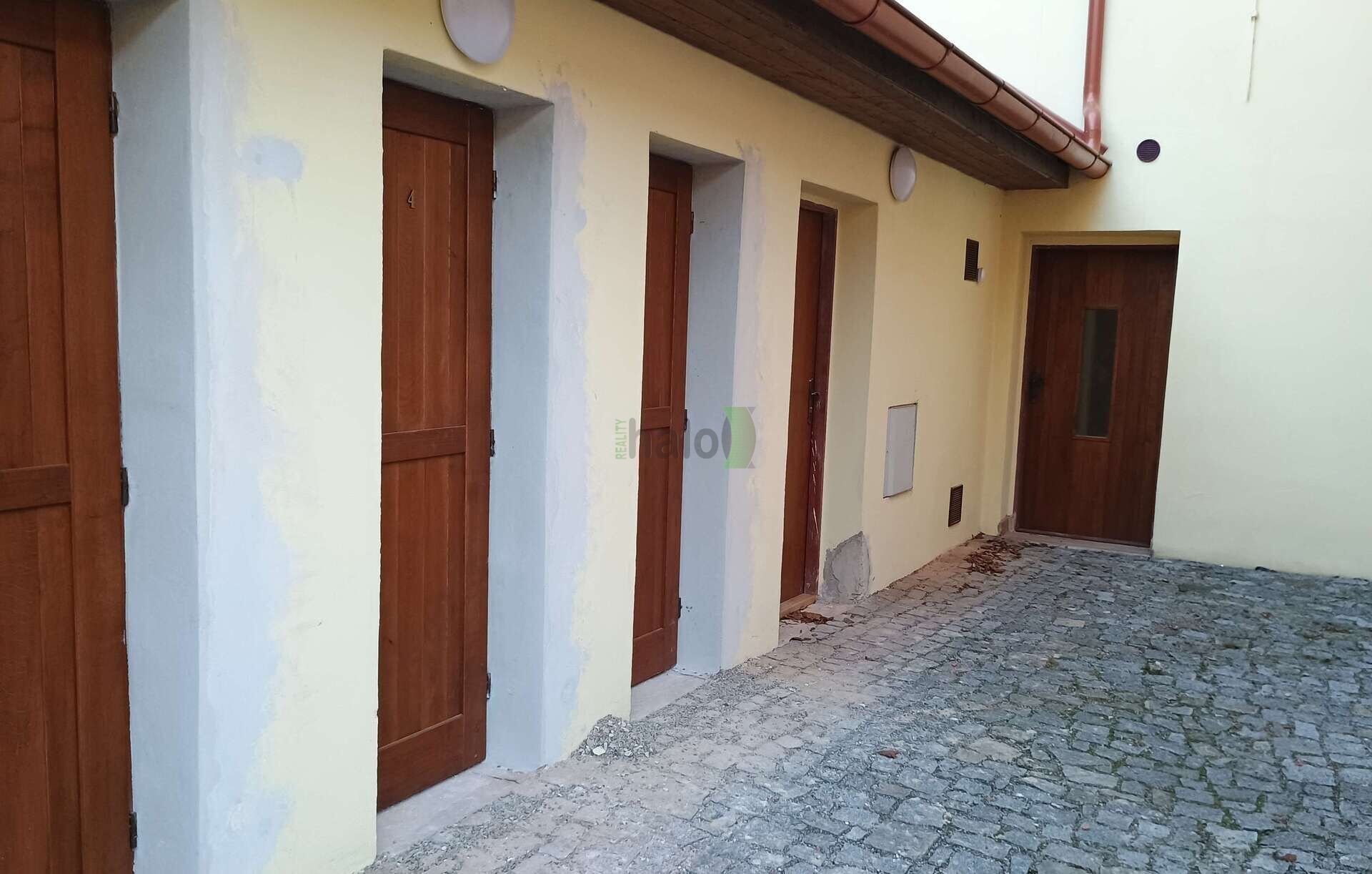 Pronájem bytu 3+kk 76 m² - foto 24