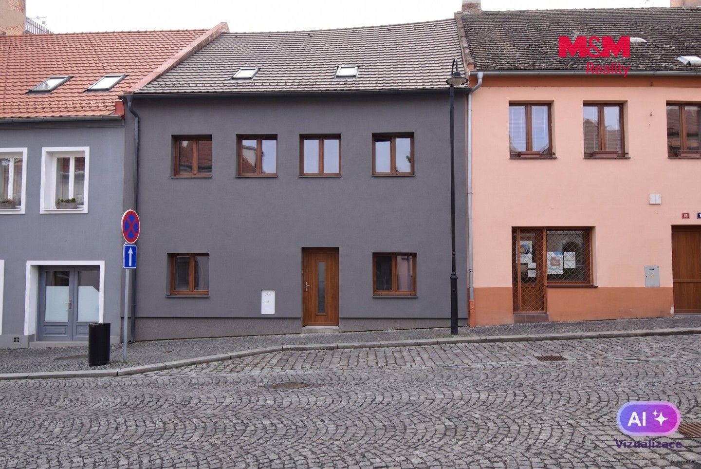 Prodej domu 200 m² - foto 2