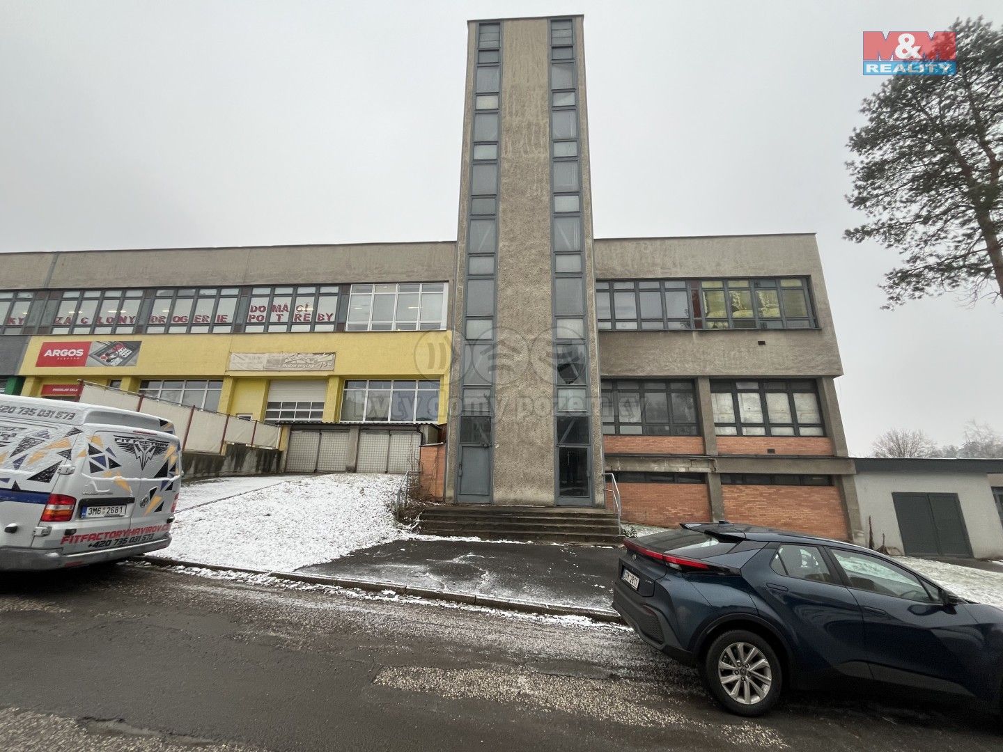 Pronájem komerčního prostoru 600 m² - foto 5