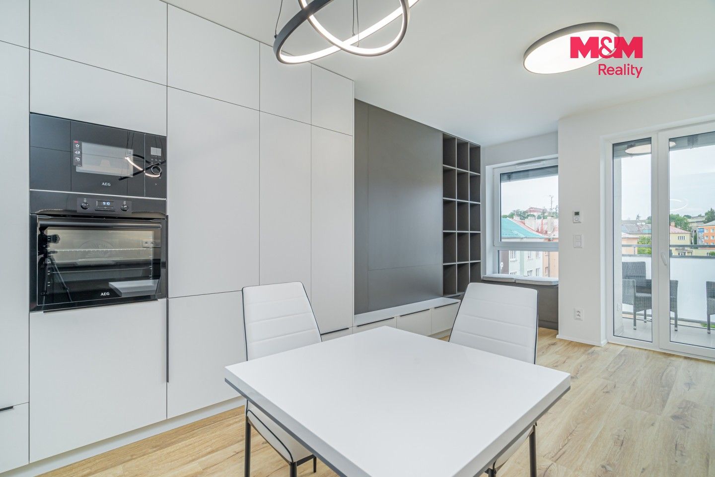 Prodej bytu 1+kk 33 m² - foto 2