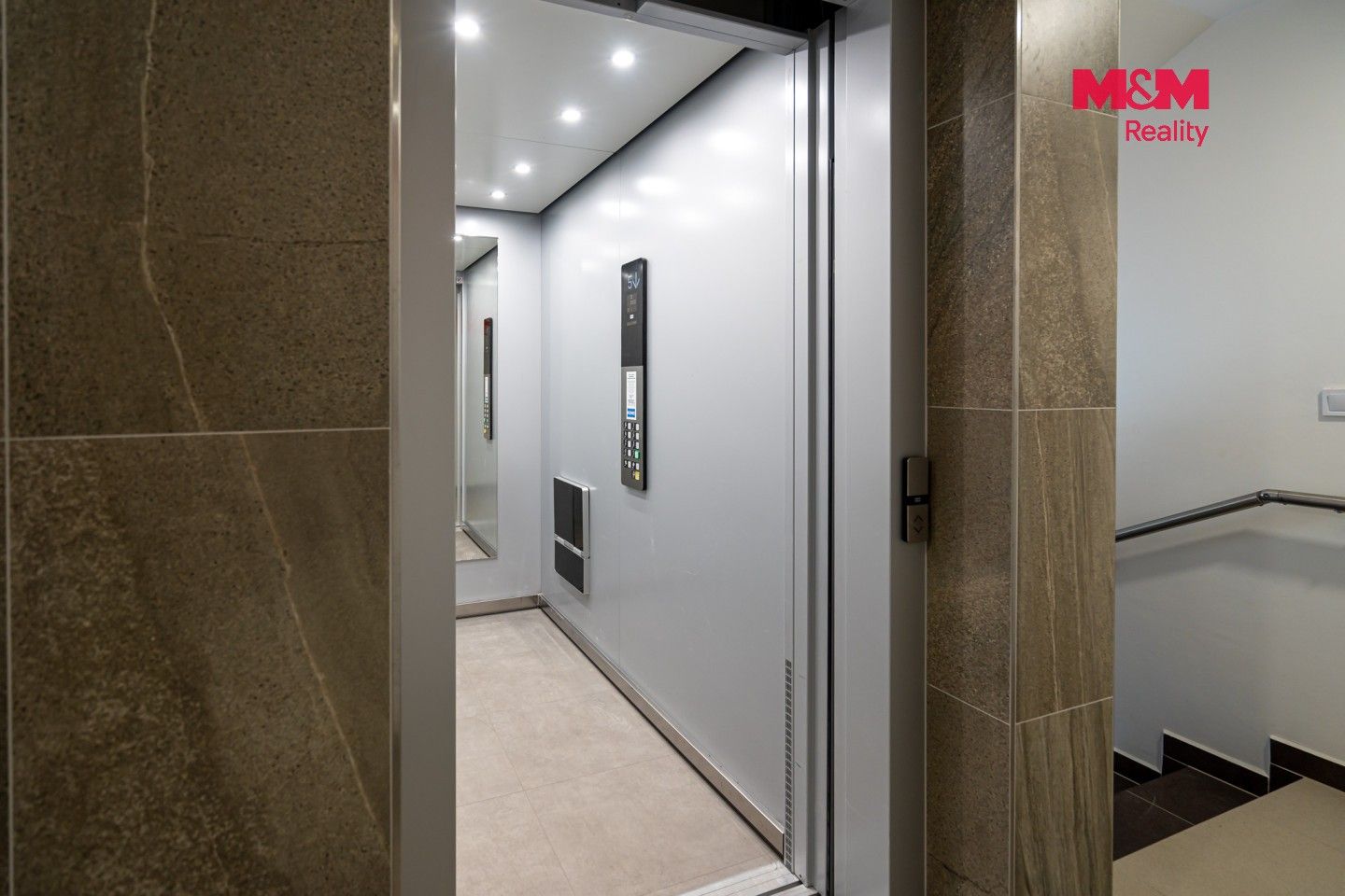 Prodej bytu 1+kk 33 m² - foto 10