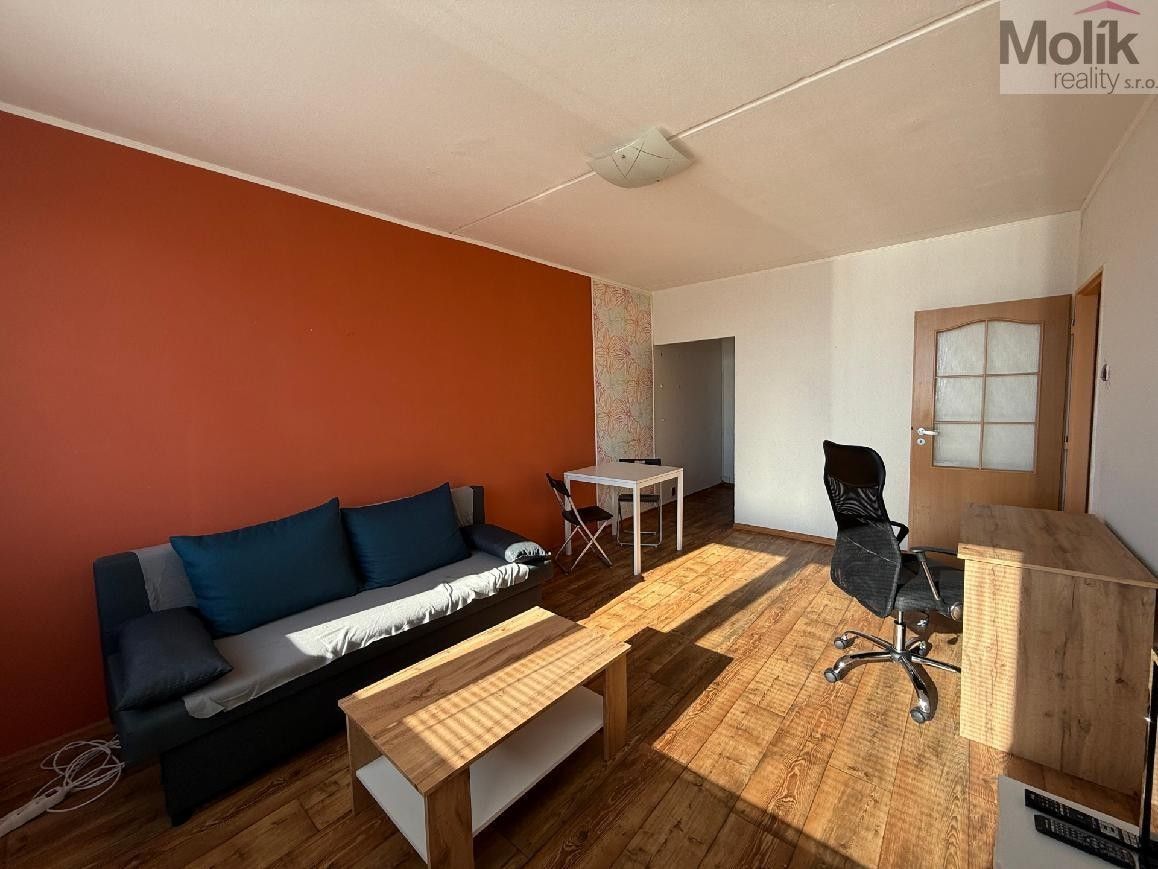 Pronájem bytu 2+kk 40 m² - foto 4