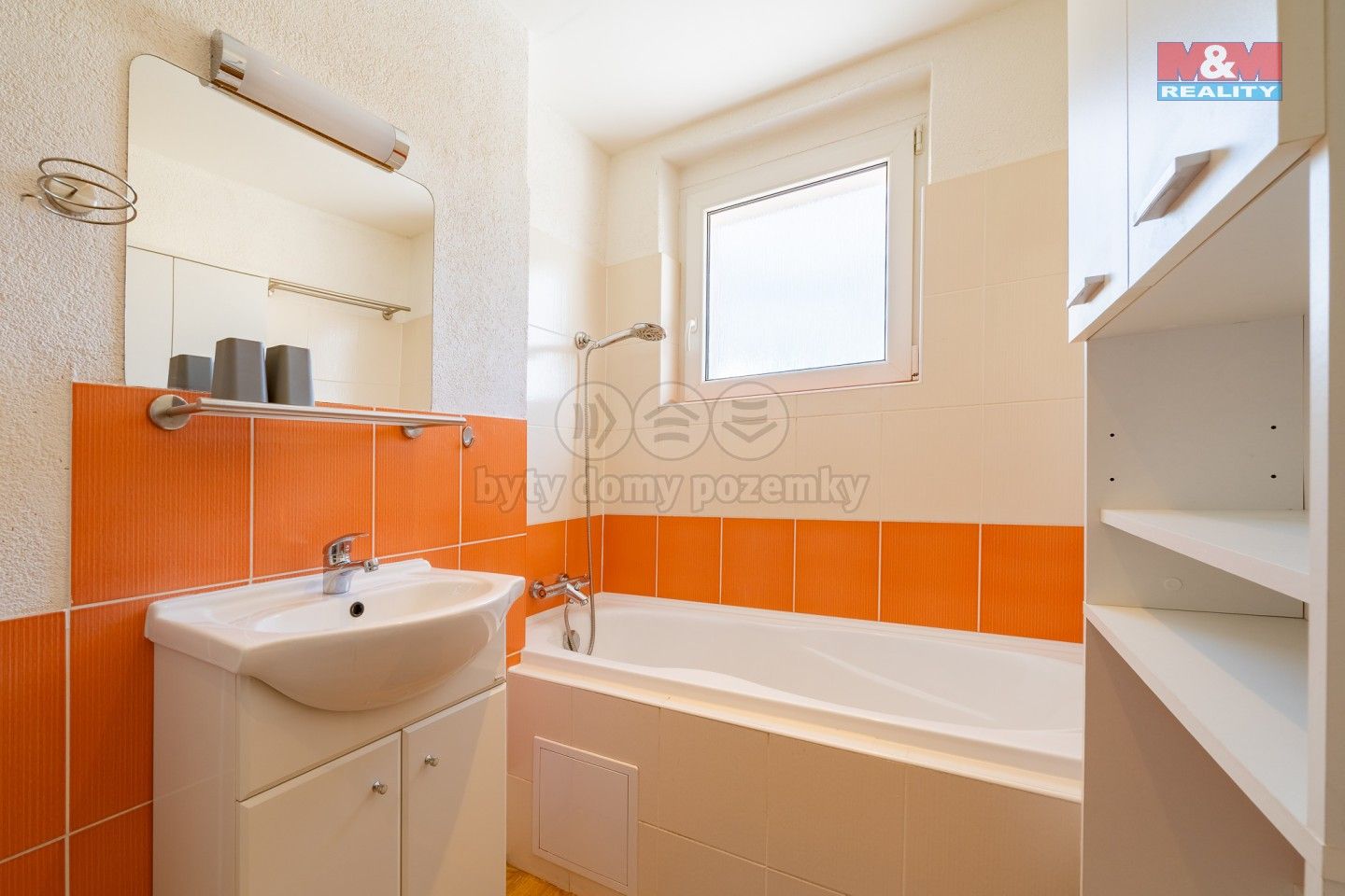 Pronájem bytu 1+1 49 m² - foto 12