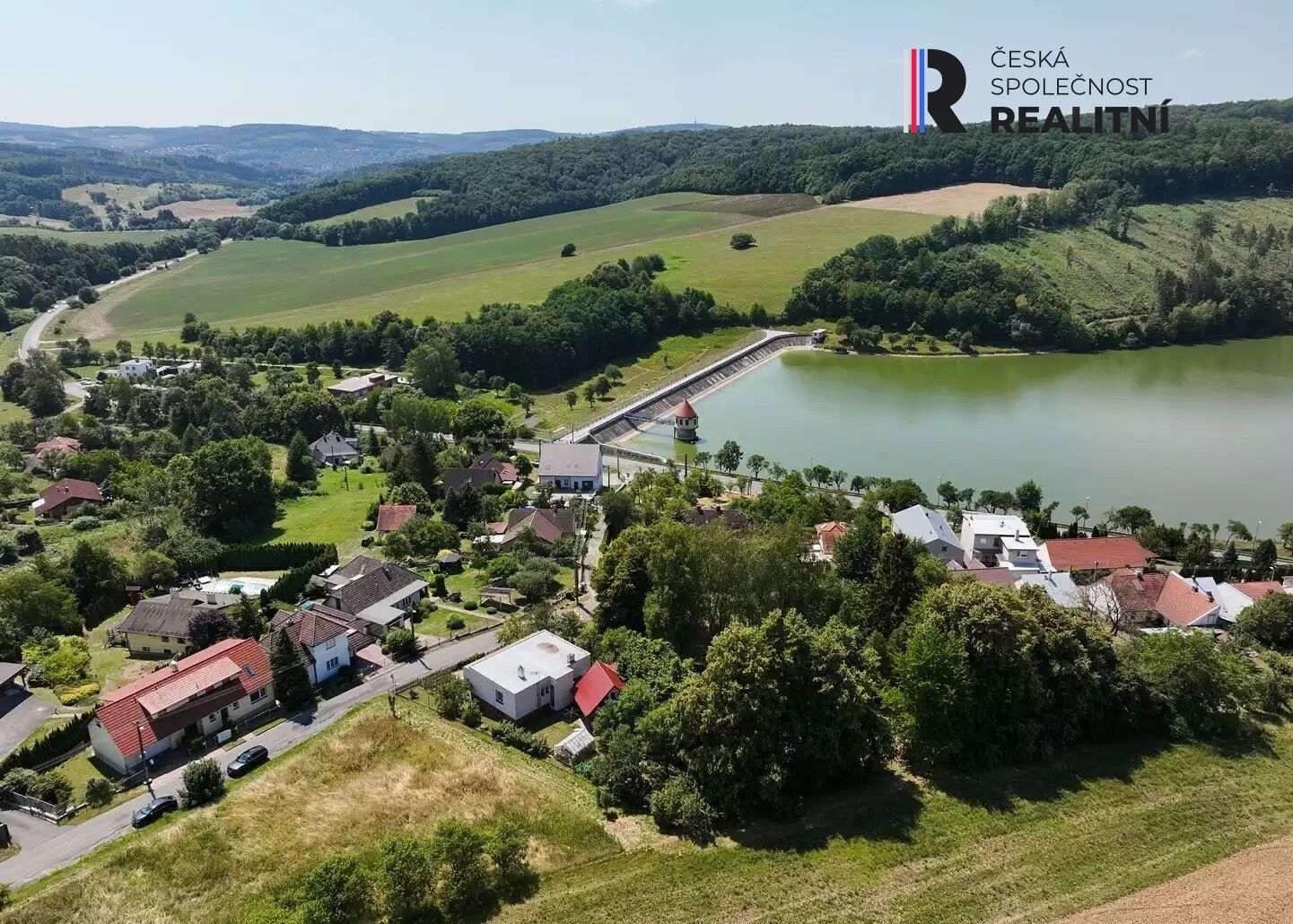 Prodej domu 192 m² - foto 1