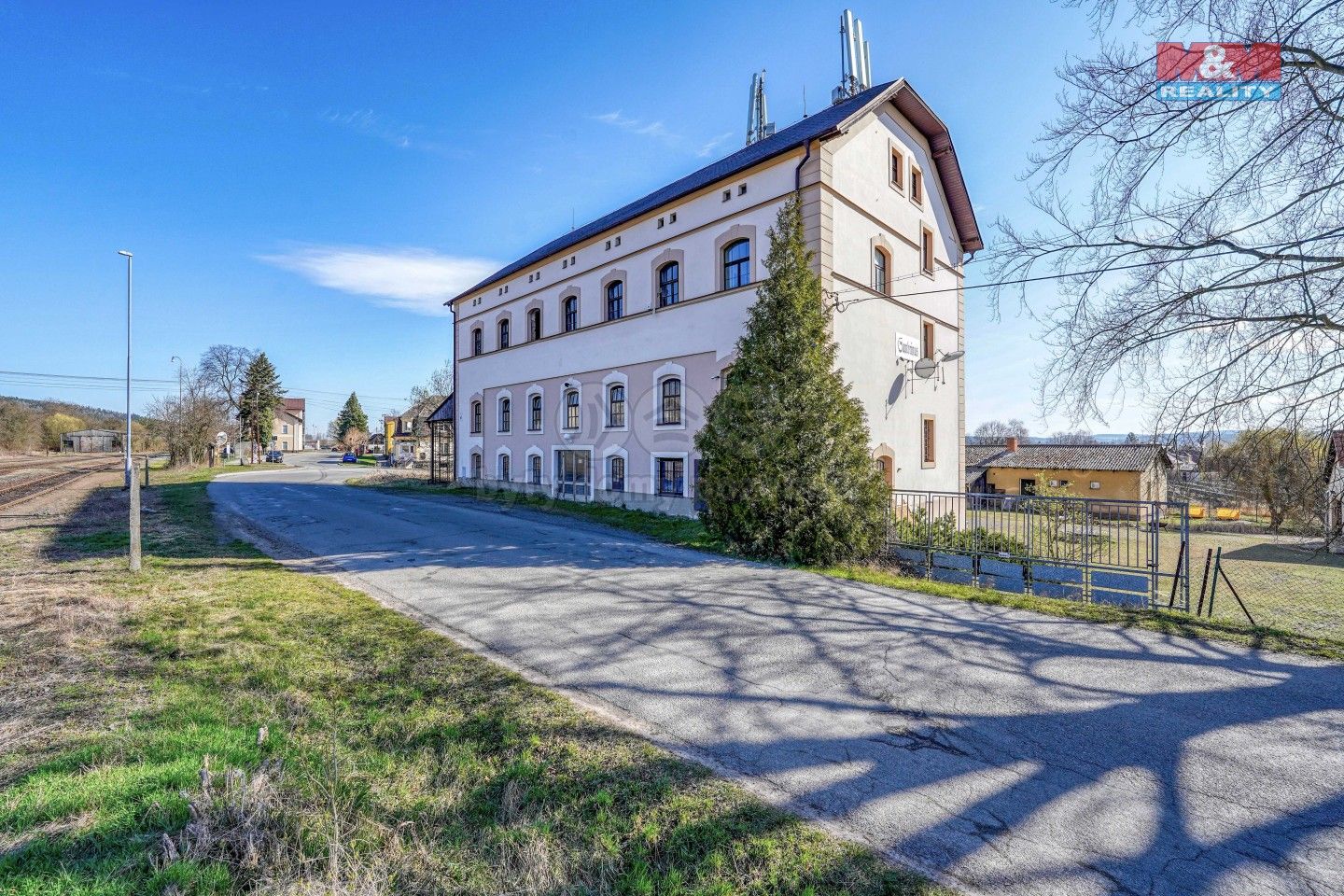 Prodej komerčního prostoru 1614 m² - foto 8