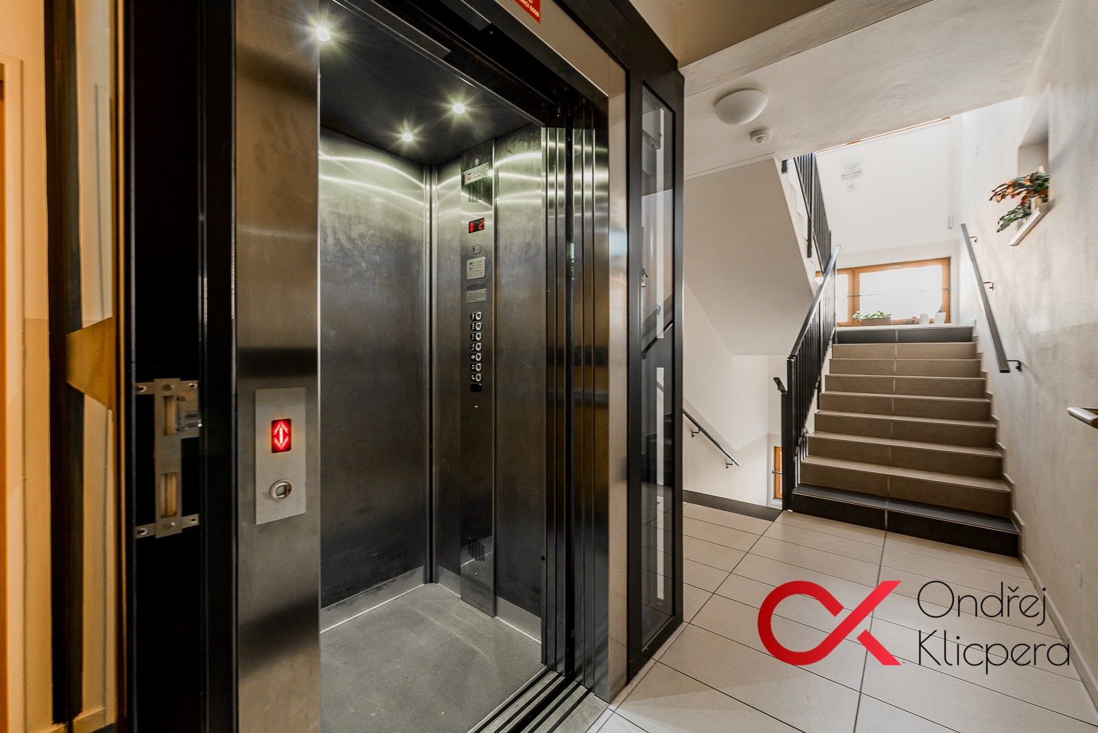 Pronájem bytu 3+kk 103 m² - foto 16