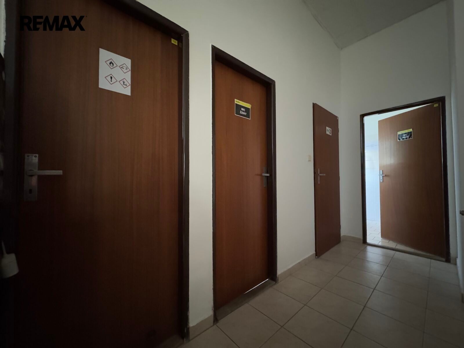 Prodej nemovitosti 1573 m² - foto 13