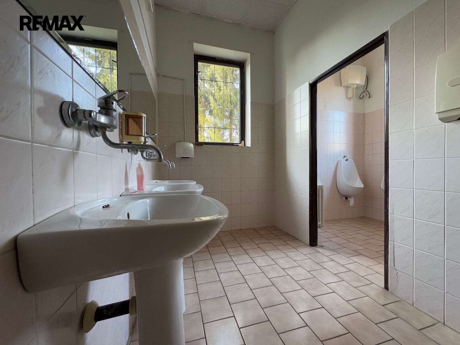 Prodej nemovitosti 1573 m² - foto 15
