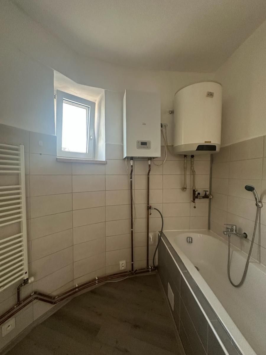 Pronájem bytu 2+1 60 m² - foto 4
