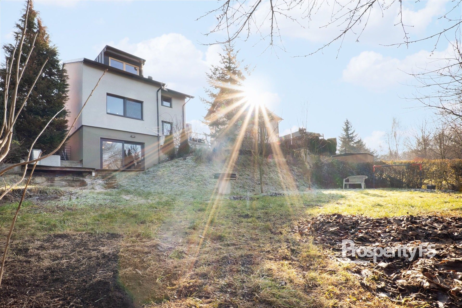 Prodej domu 141 m² - foto 1