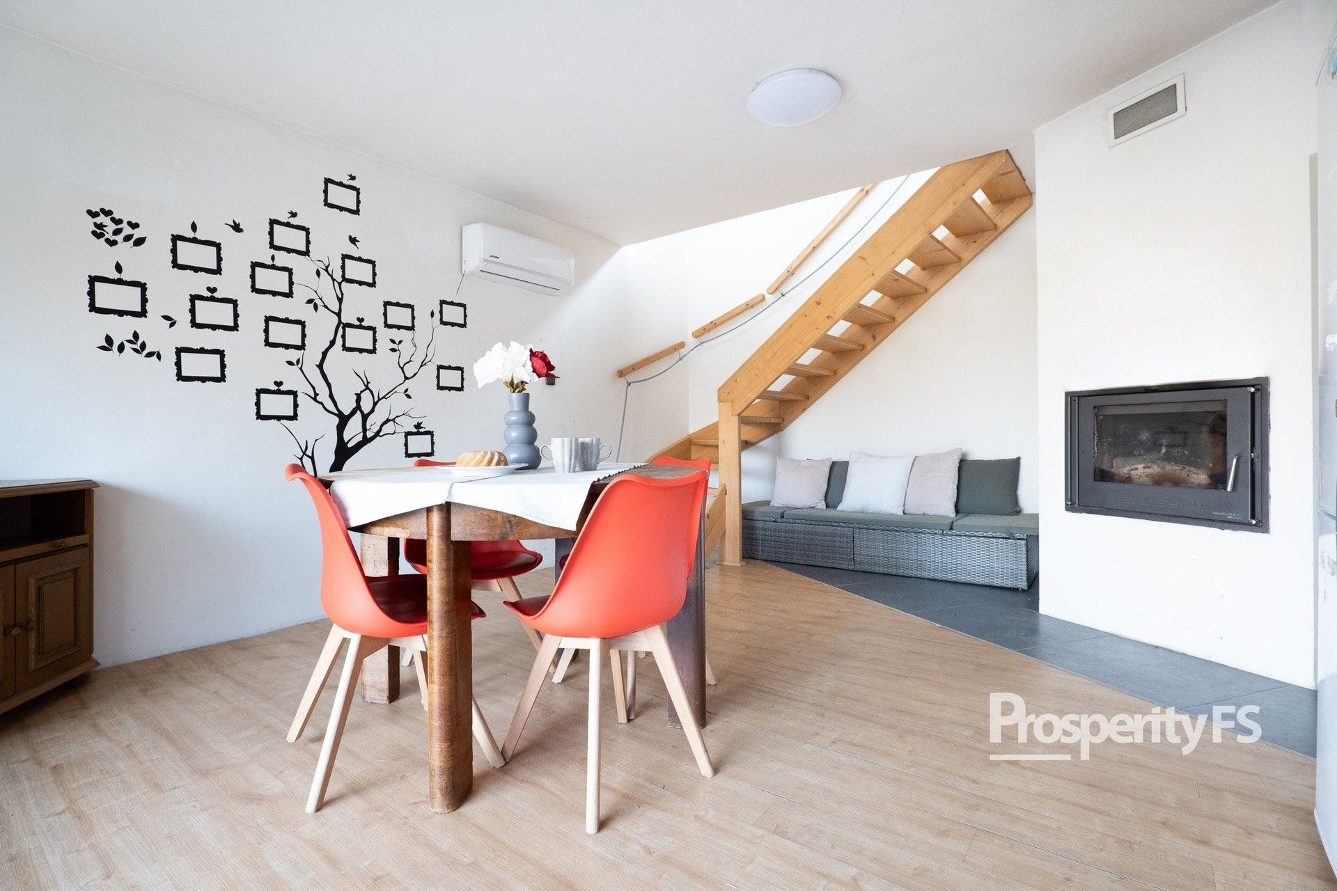 Prodej domu 141 m² - foto 4
