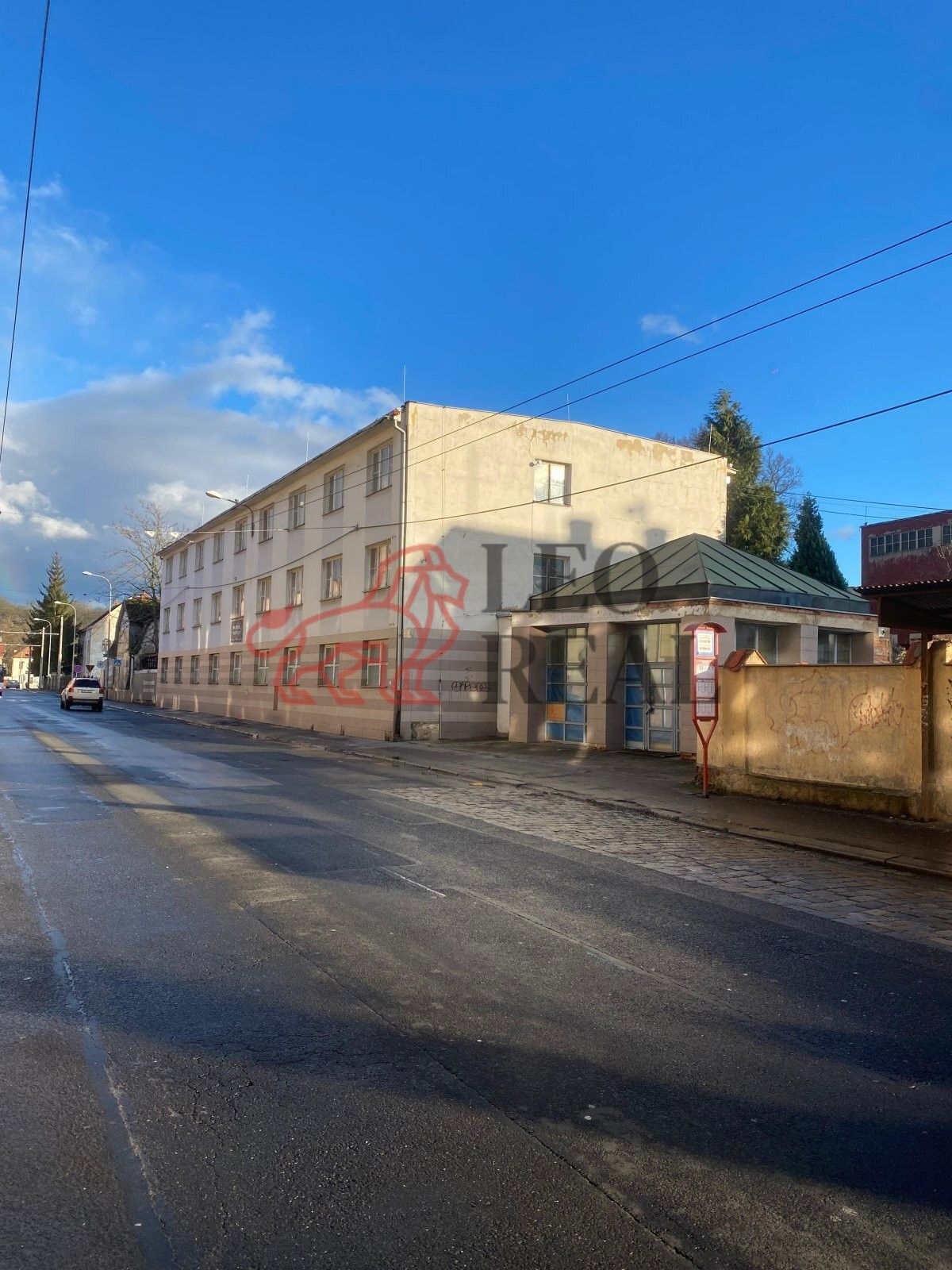 Prodej komerčního prostoru 1250 m² - foto 1