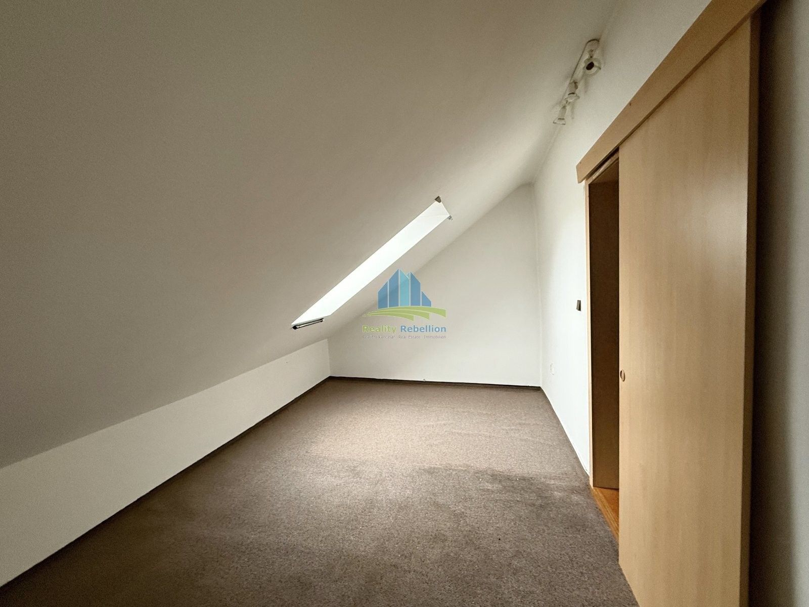 Prodej bytu 3+1 103 m² - foto 8