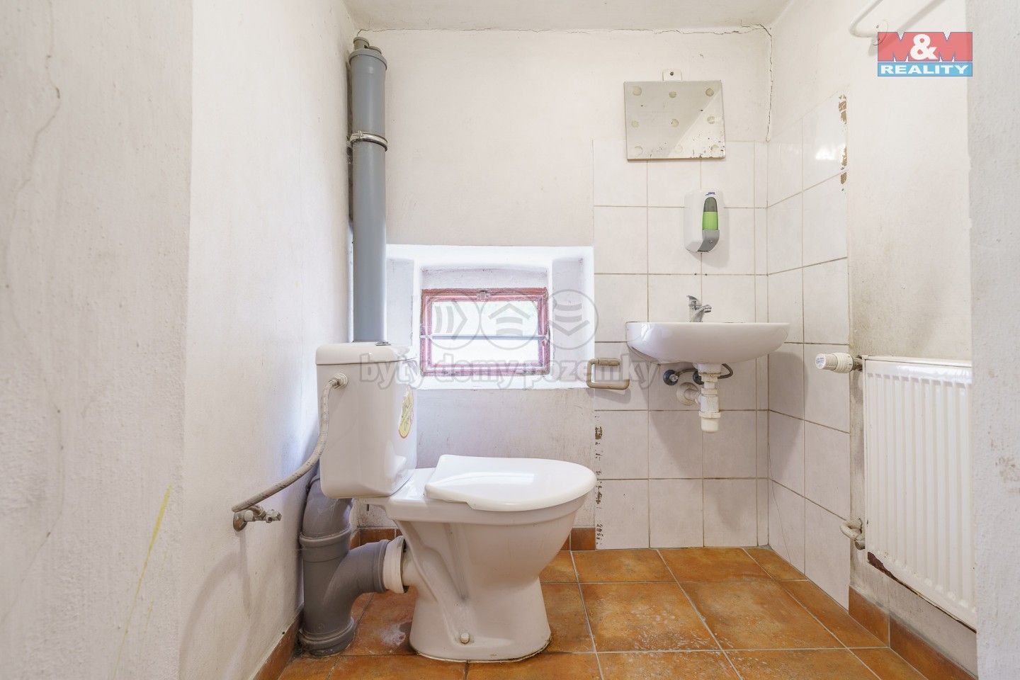 Prodej komerčního prostoru 2100 m² - foto 16
