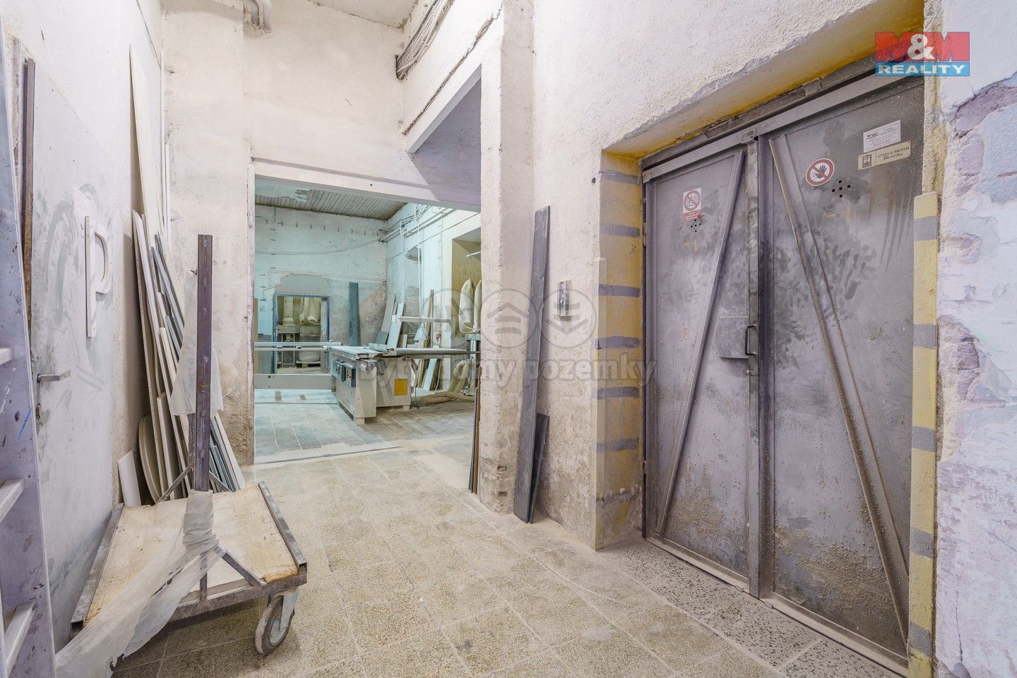 Prodej komerčního prostoru 2100 m² - foto 19