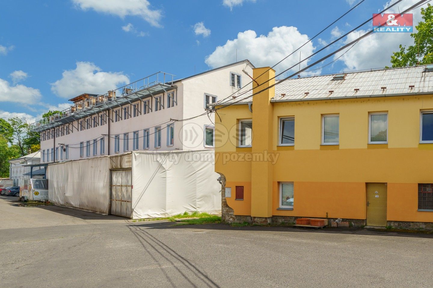 Prodej komerčního prostoru 2100 m² - foto 30