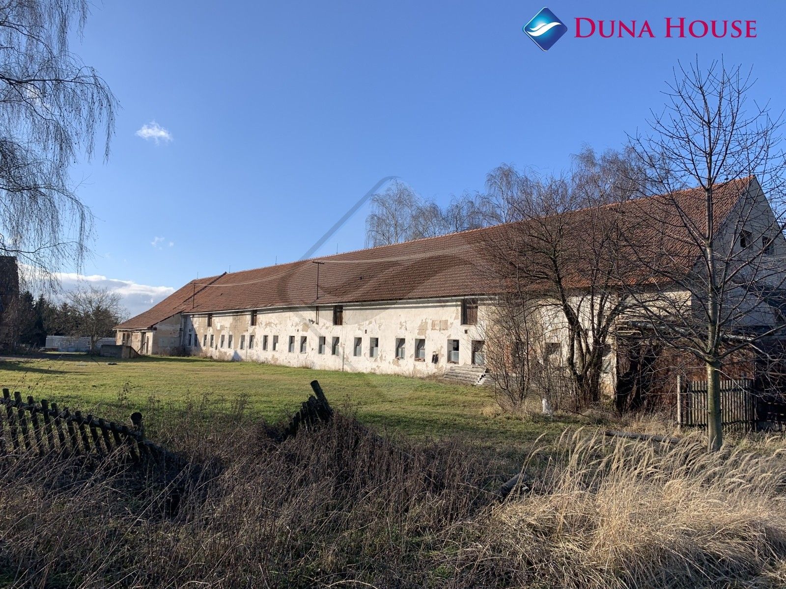 Prodej pozemku 1691 m² - foto 1