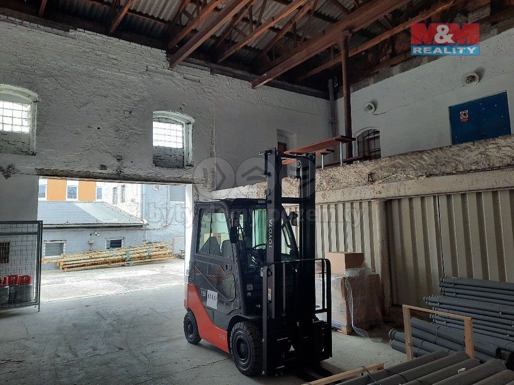Pronájem komerčního prostoru 204 m² - foto 3