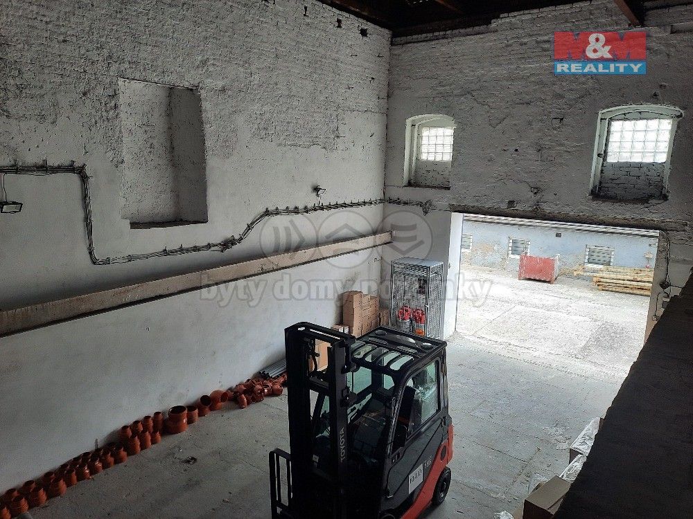 Pronájem komerčního prostoru 204 m² - foto 4