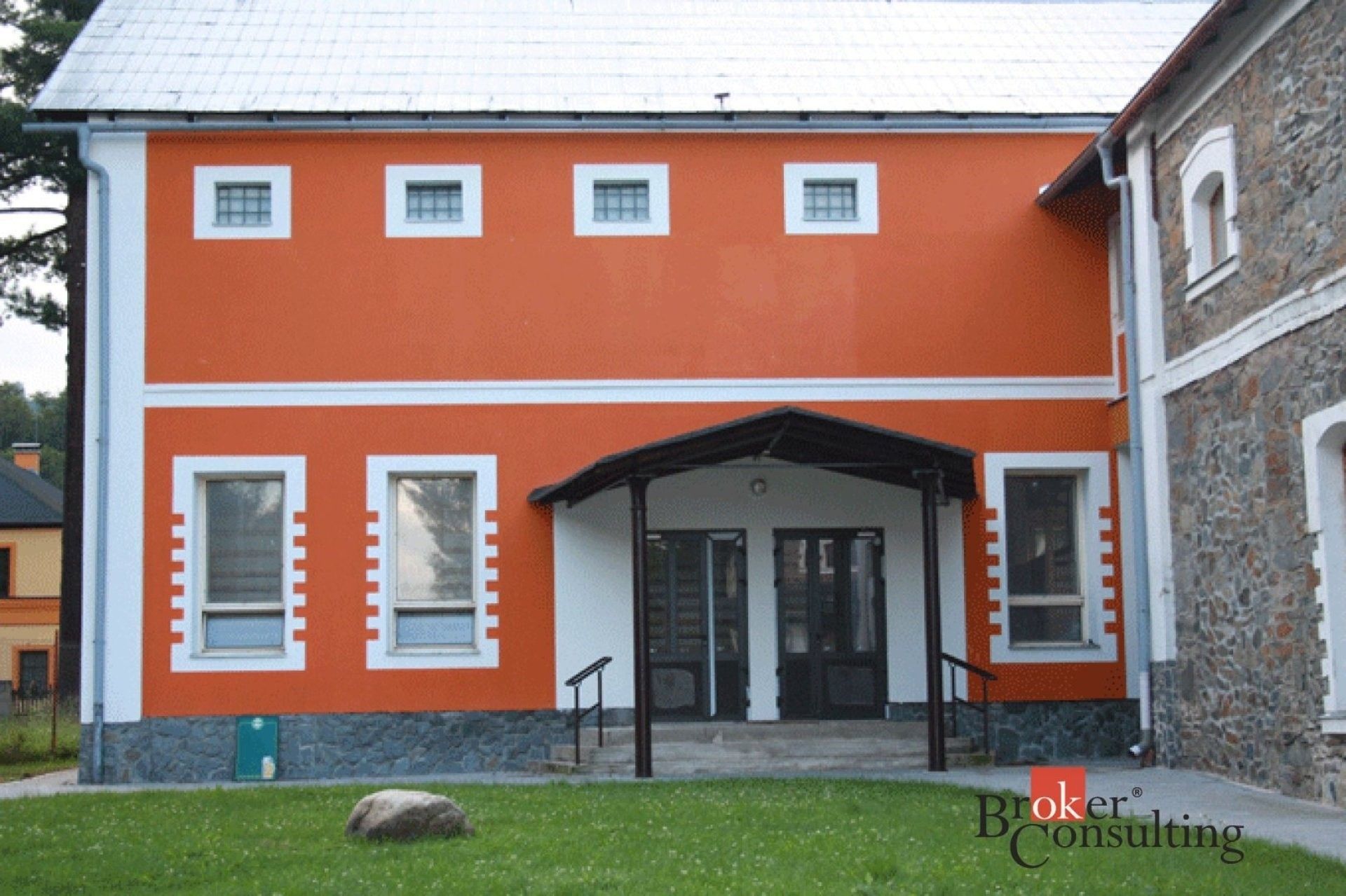 Prodej komerčního prostoru 2115 m² - foto 3