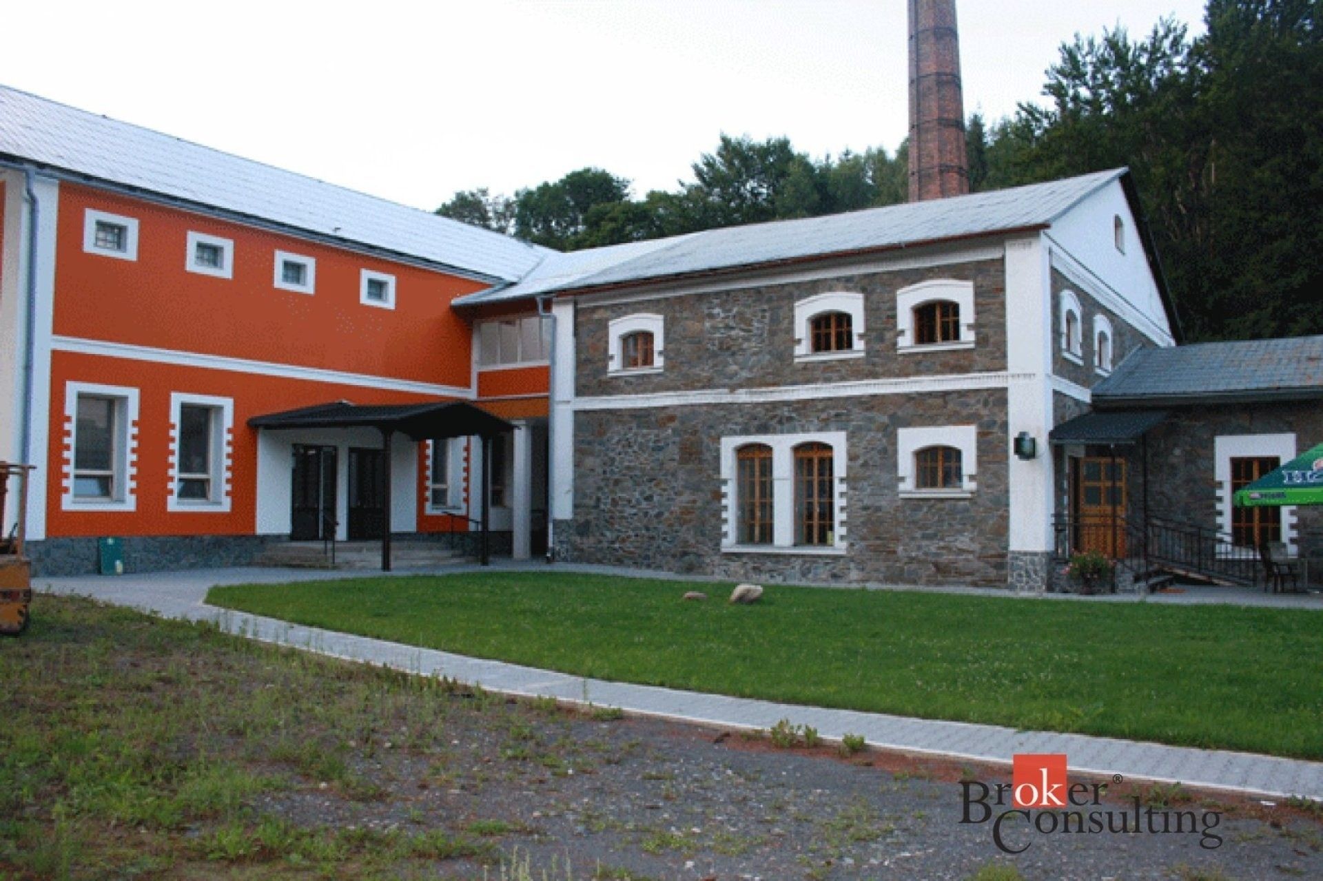 Prodej komerčního prostoru 2115 m² - foto 5