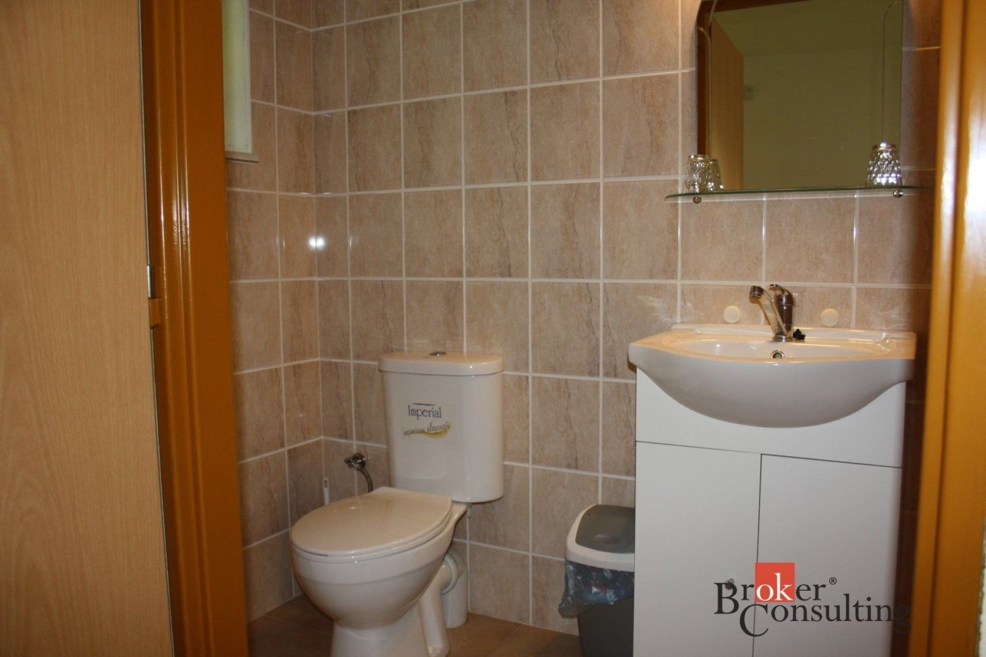 Prodej komerčního prostoru 2115 m² - foto 9