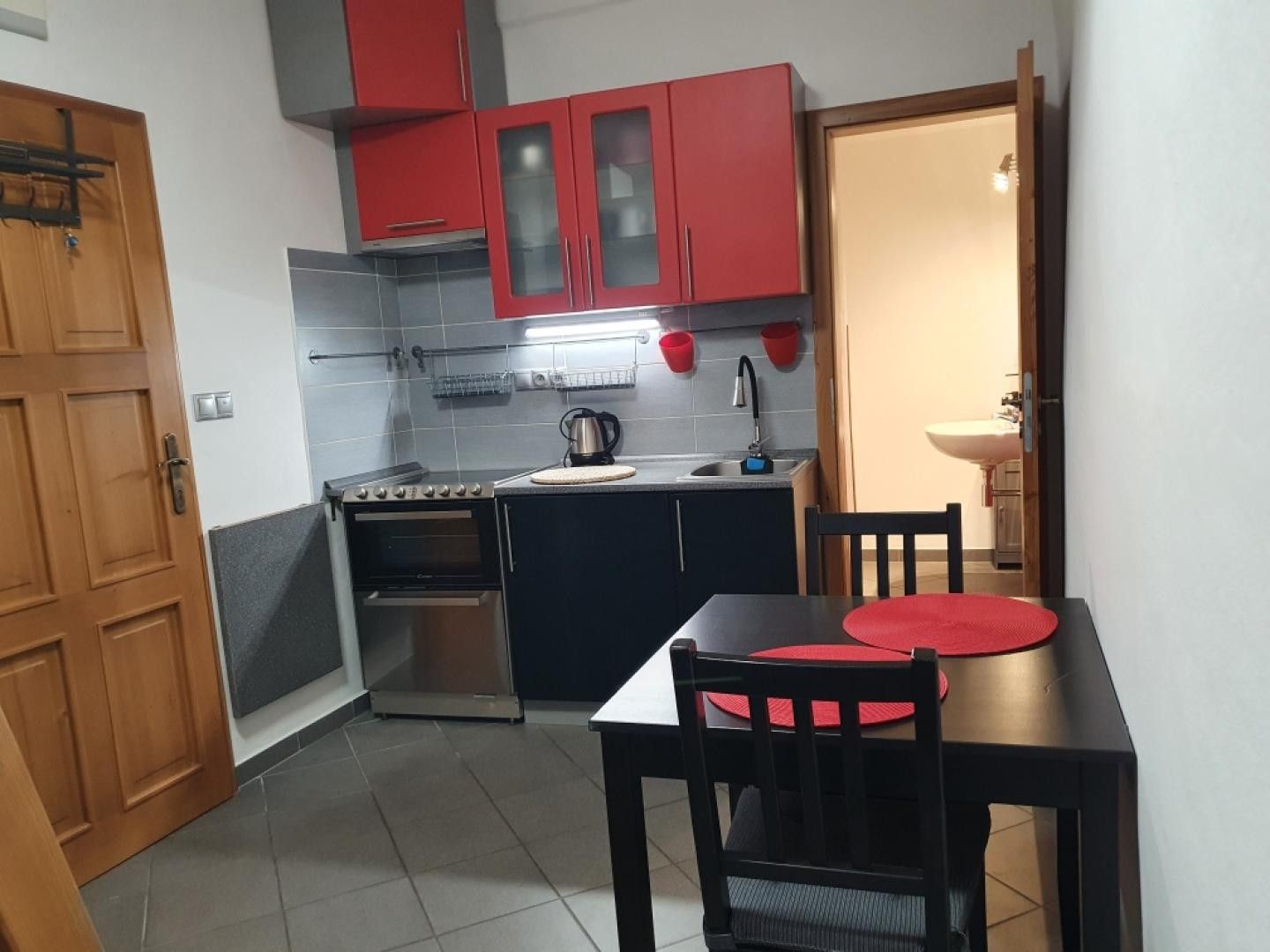 Pronájem bytu 1+kk 20 m² - foto 2
