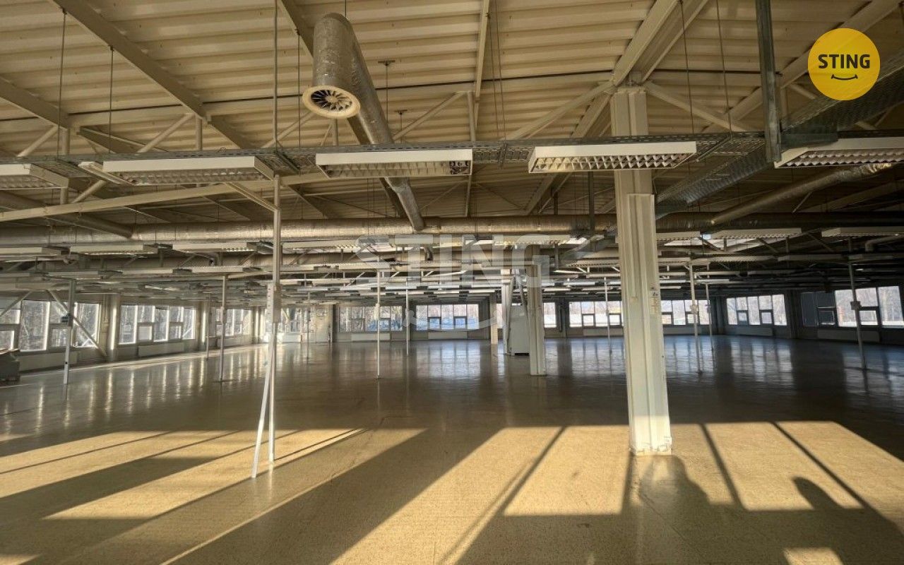 Pronájem komerčního prostoru 500 m² - foto 2