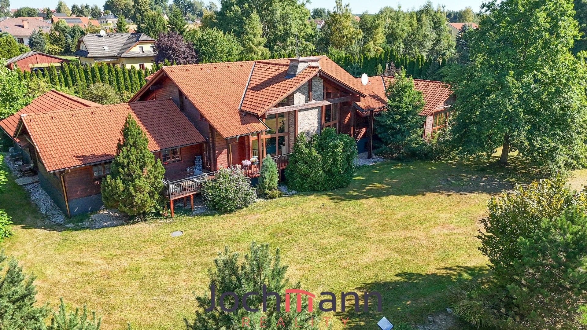 Prodej nemovitosti 800 m² - foto 1
