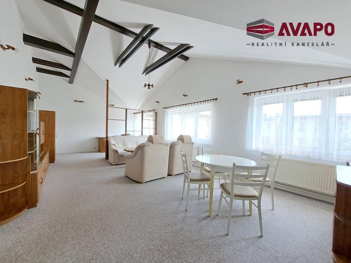 Pronájem bytu 2+kk 70 m² - foto 4