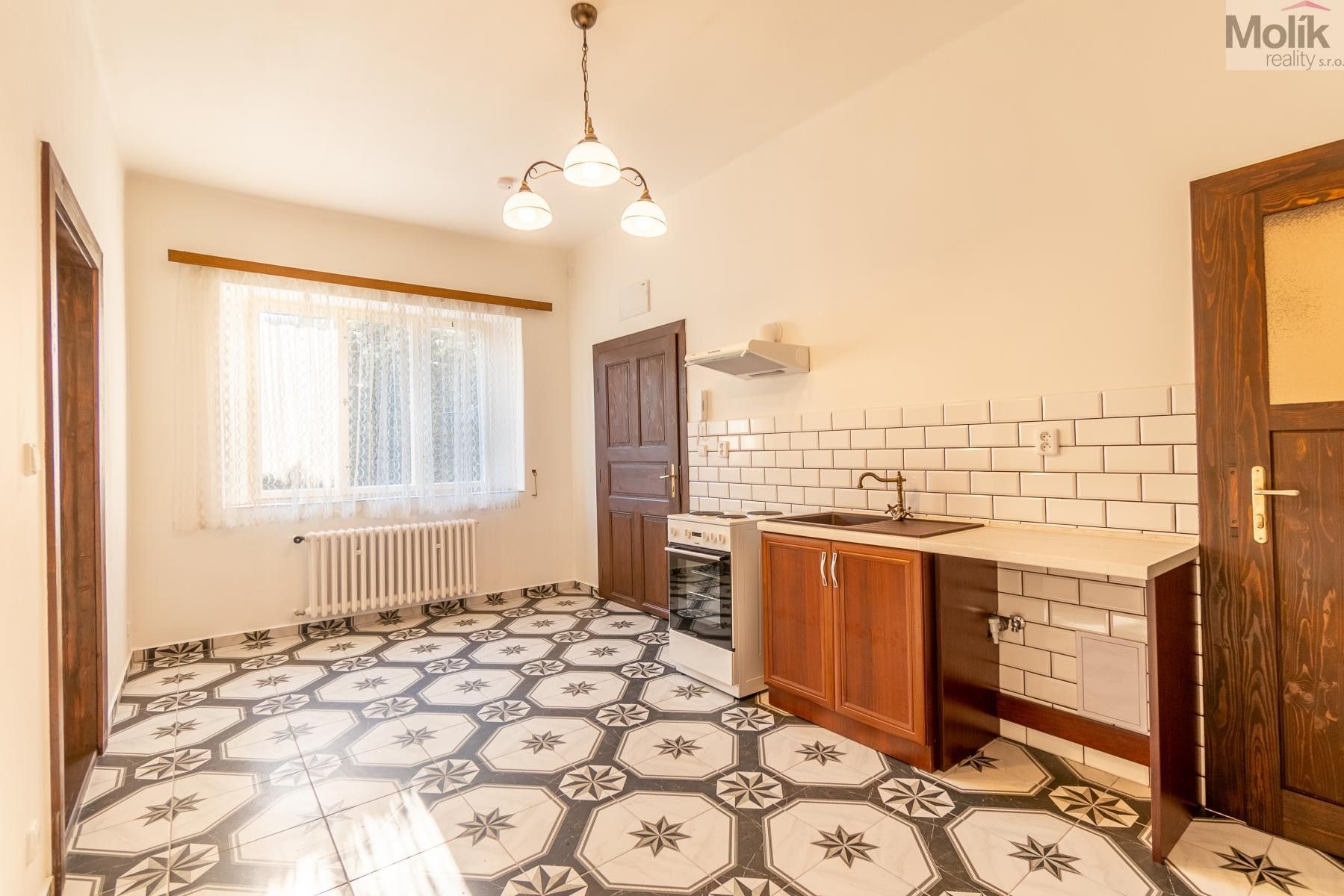 Prodej nemovitosti 326 m² - foto 14