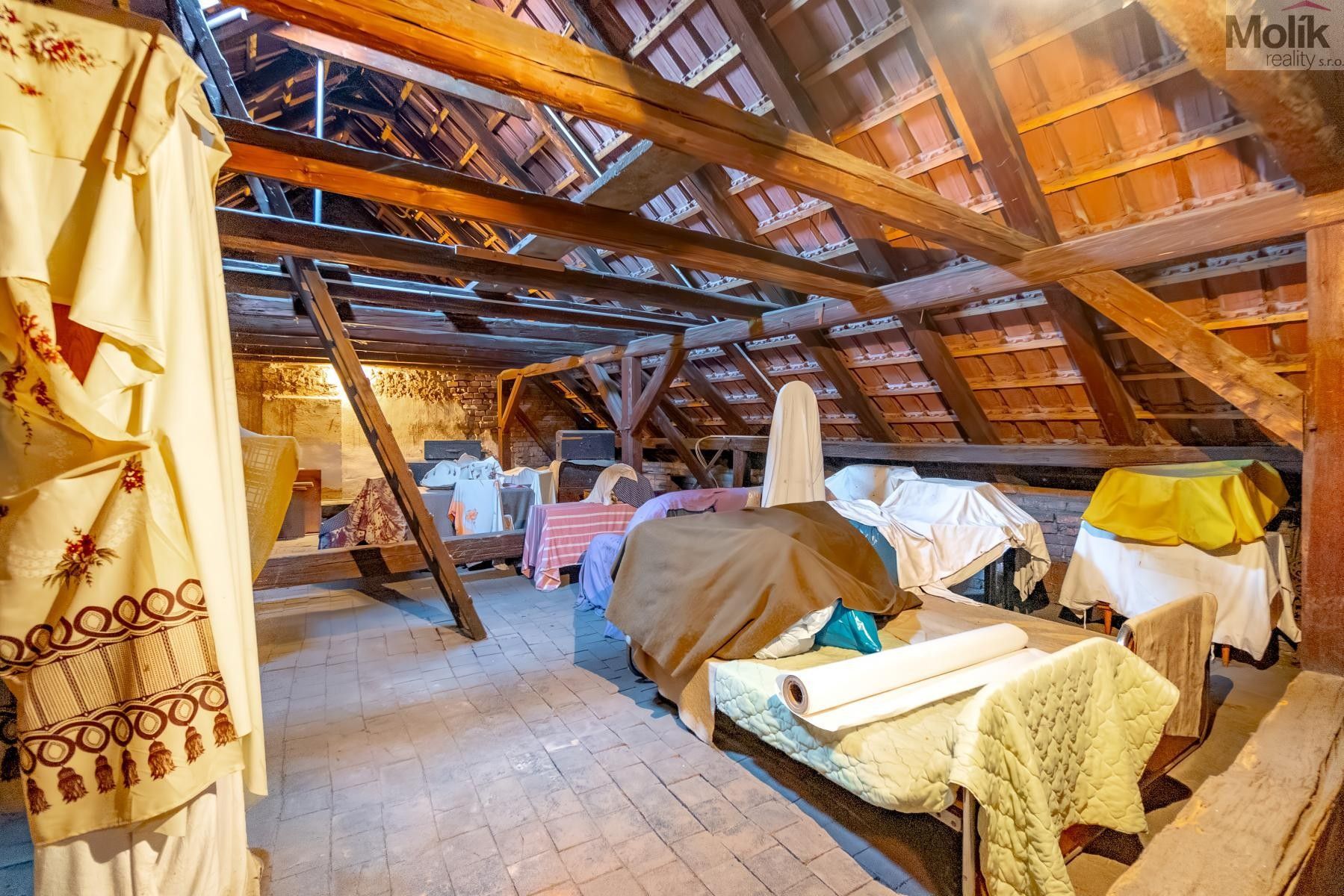Prodej nemovitosti 326 m² - foto 23