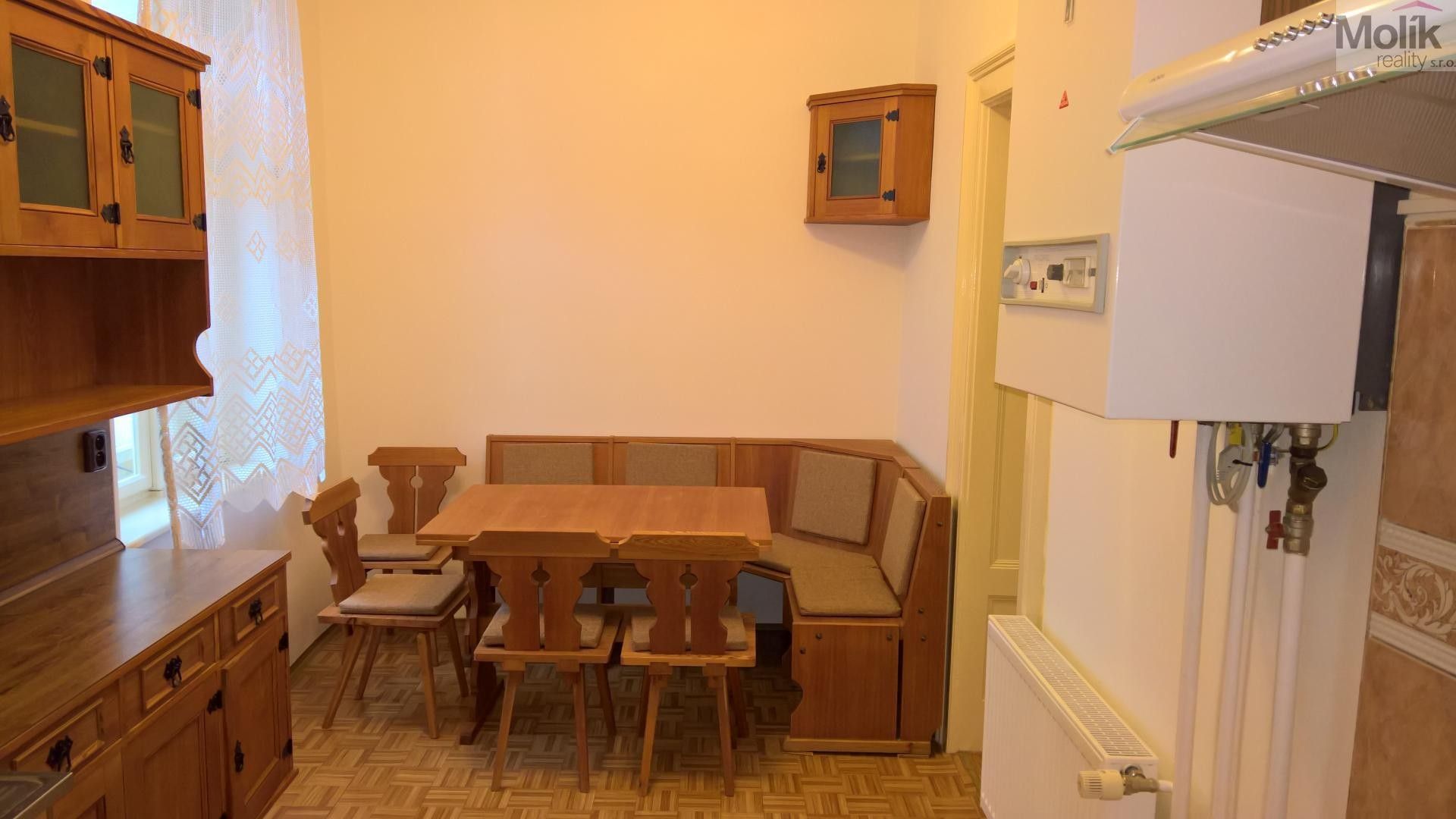 Prodej nemovitosti 326 m² - foto 24