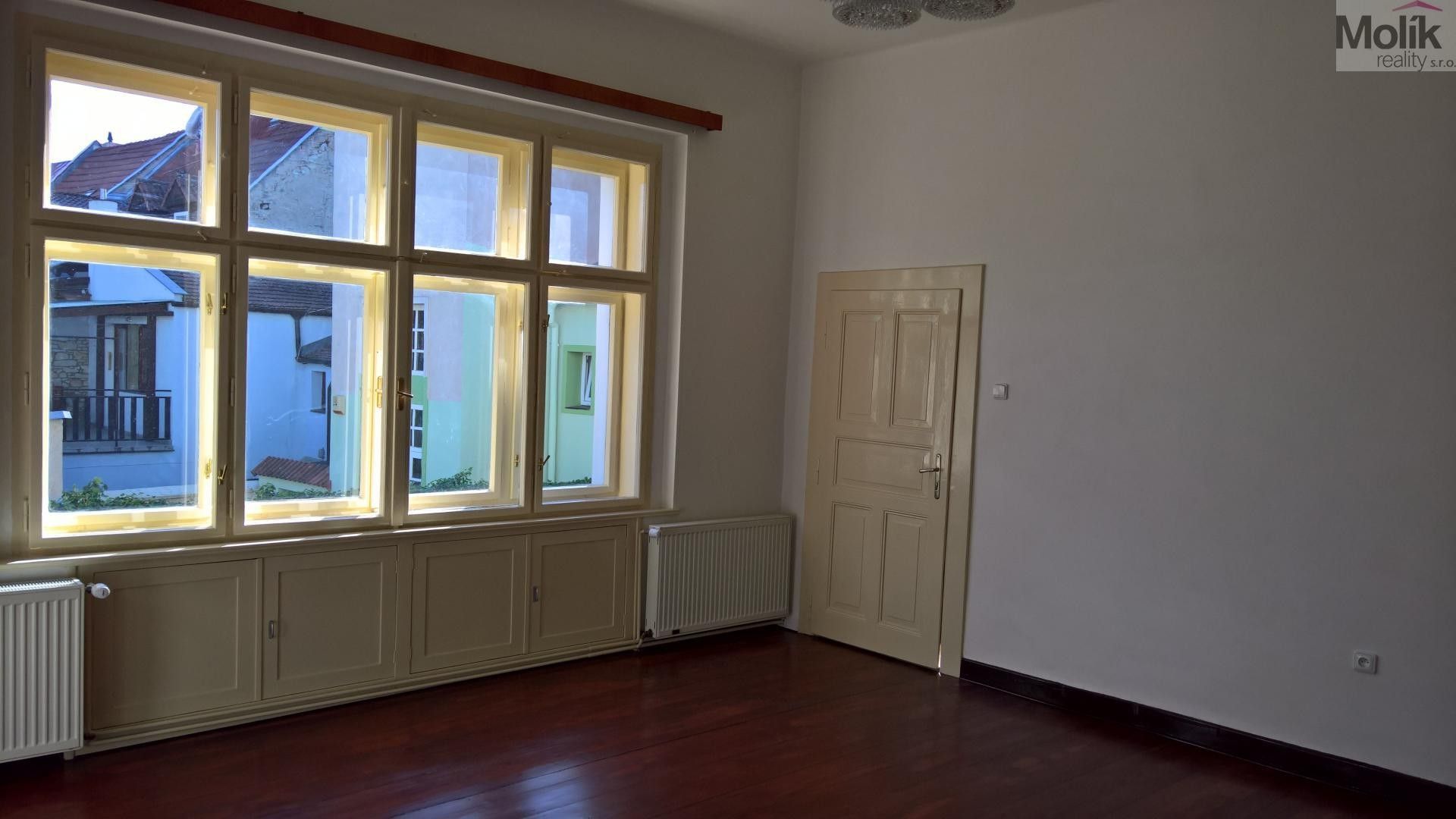Prodej nemovitosti 326 m² - foto 38