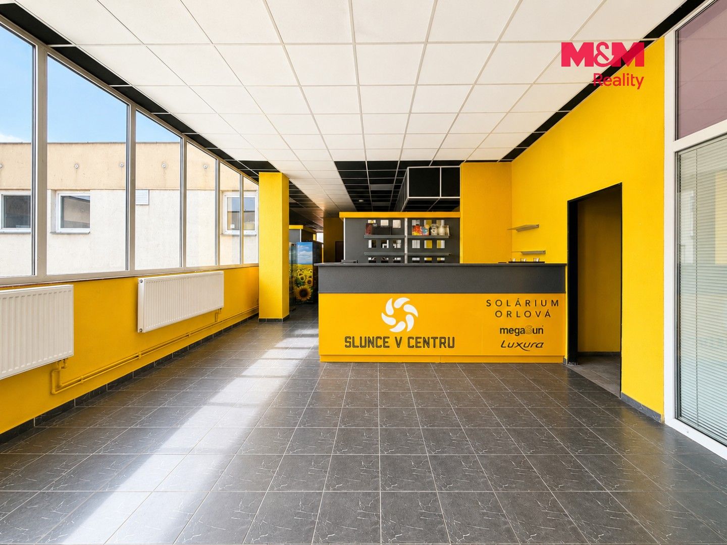 Pronájem komerčního prostoru 222 m² - foto 2
