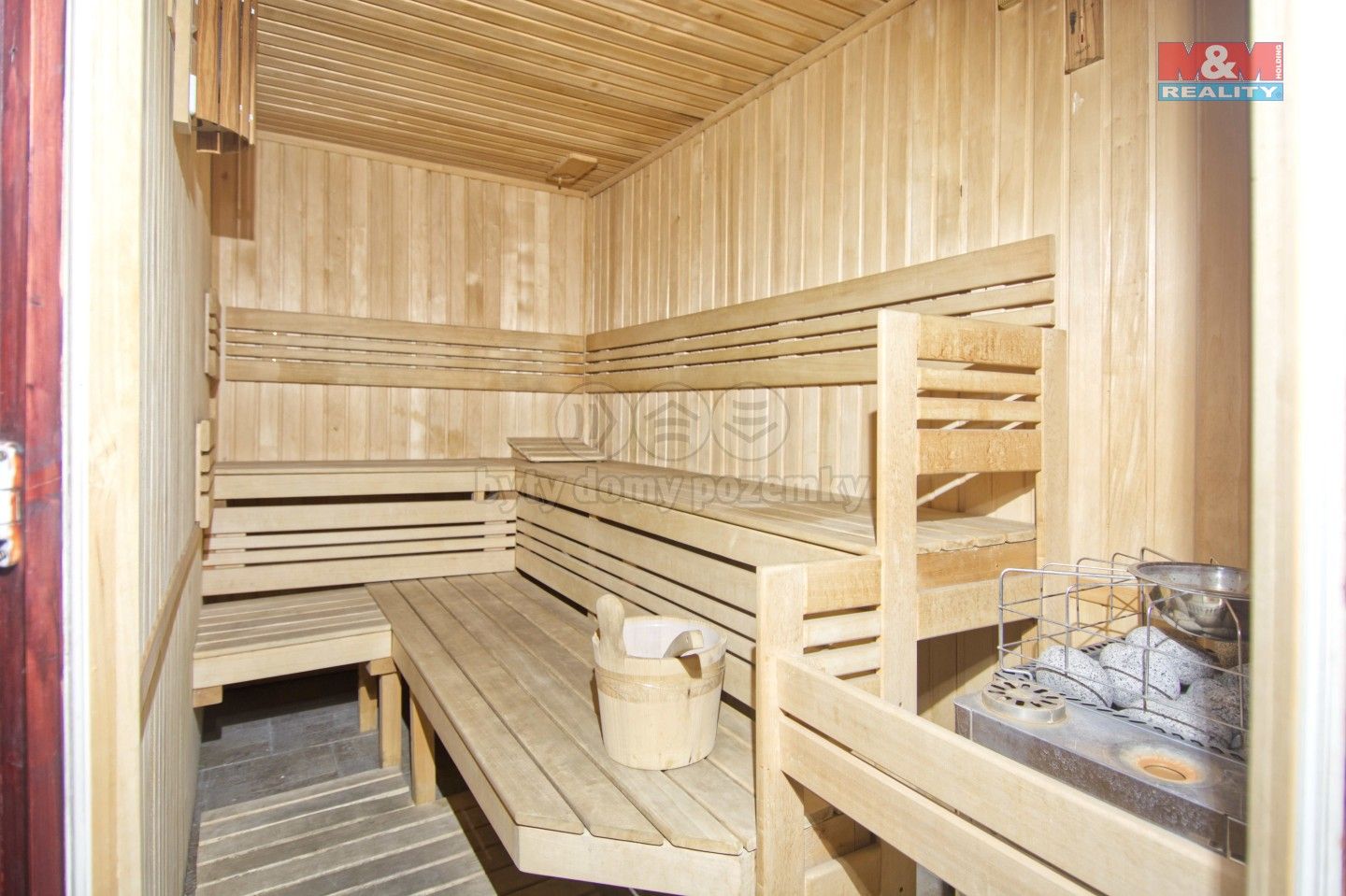 Pronájem komerčního prostoru 222 m² - foto 16