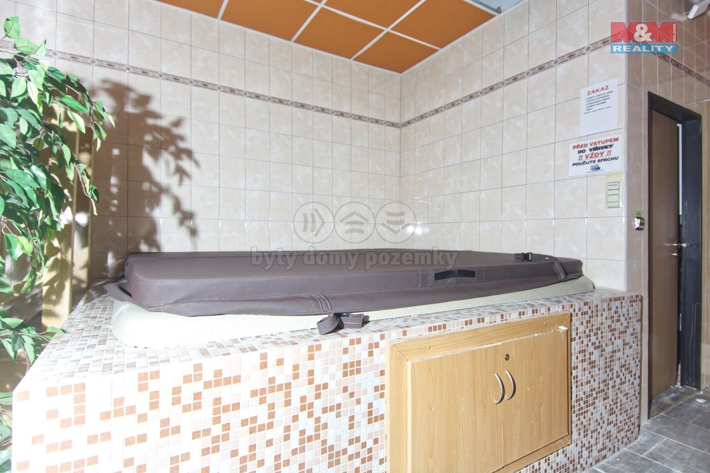 Pronájem komerčního prostoru 222 m² - foto 18