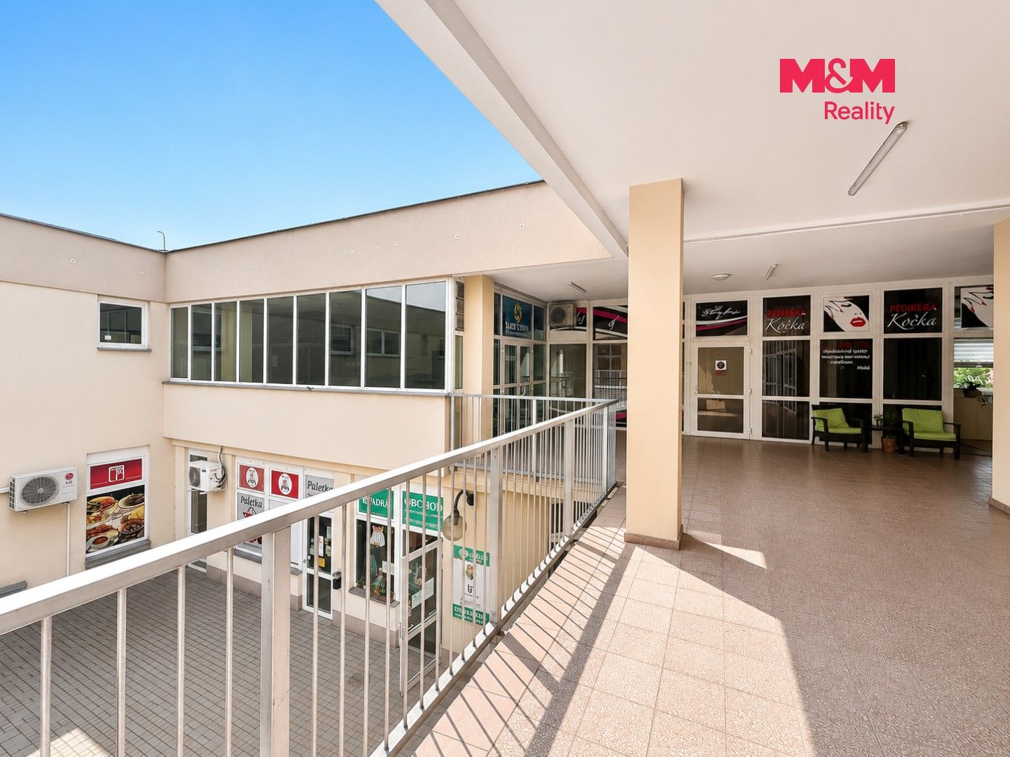 Pronájem komerčního prostoru 222 m² - foto 22